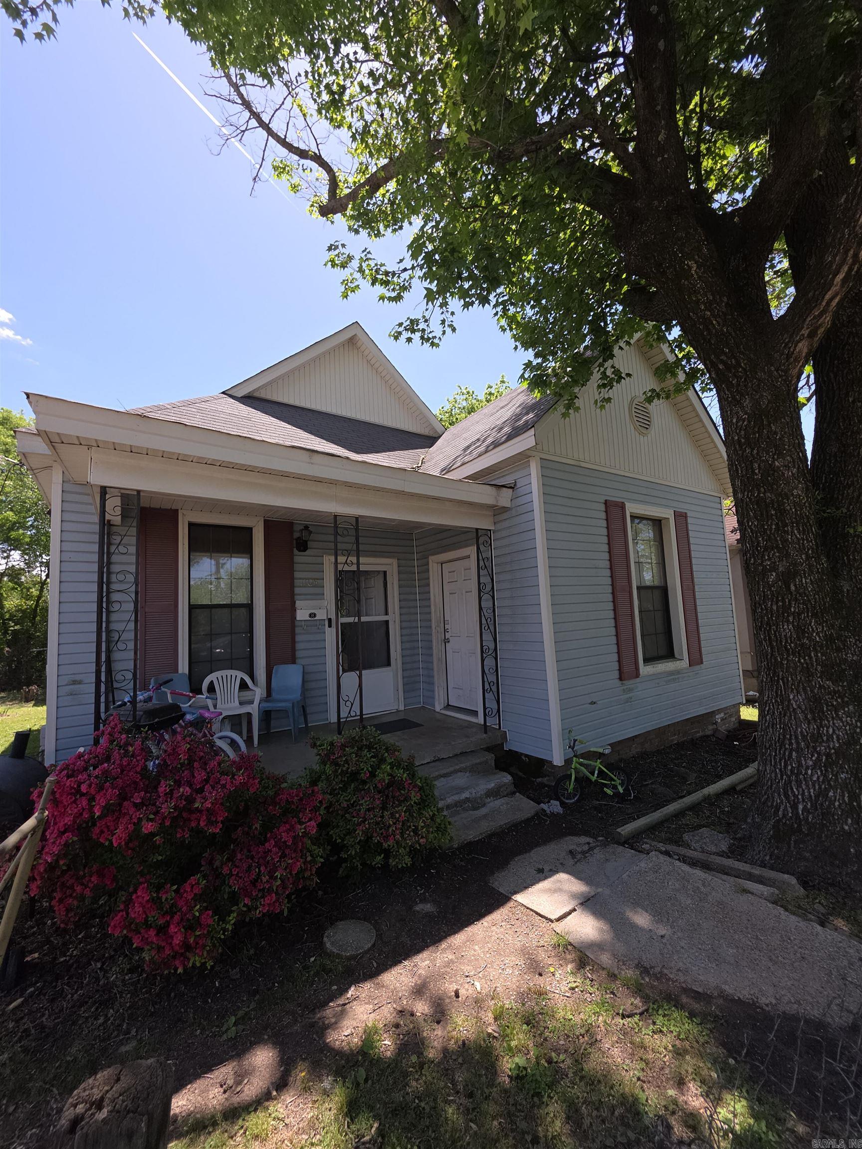 1105 E 17th  Little Rock, AR
