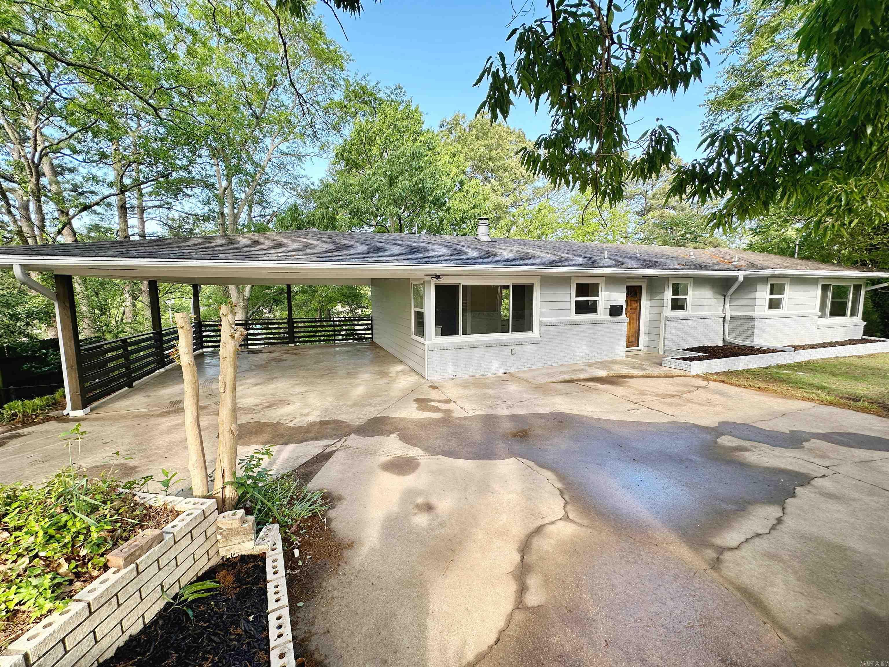 4518 Edgemere Street North Little Rock, AR 72116