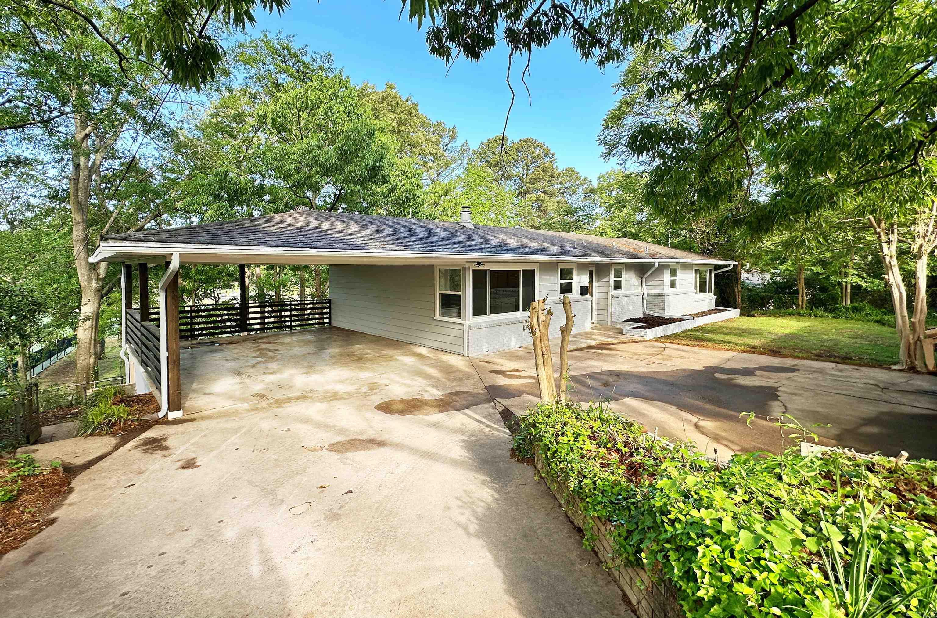 4518 Edgemere Street North Little Rock, AR 72116