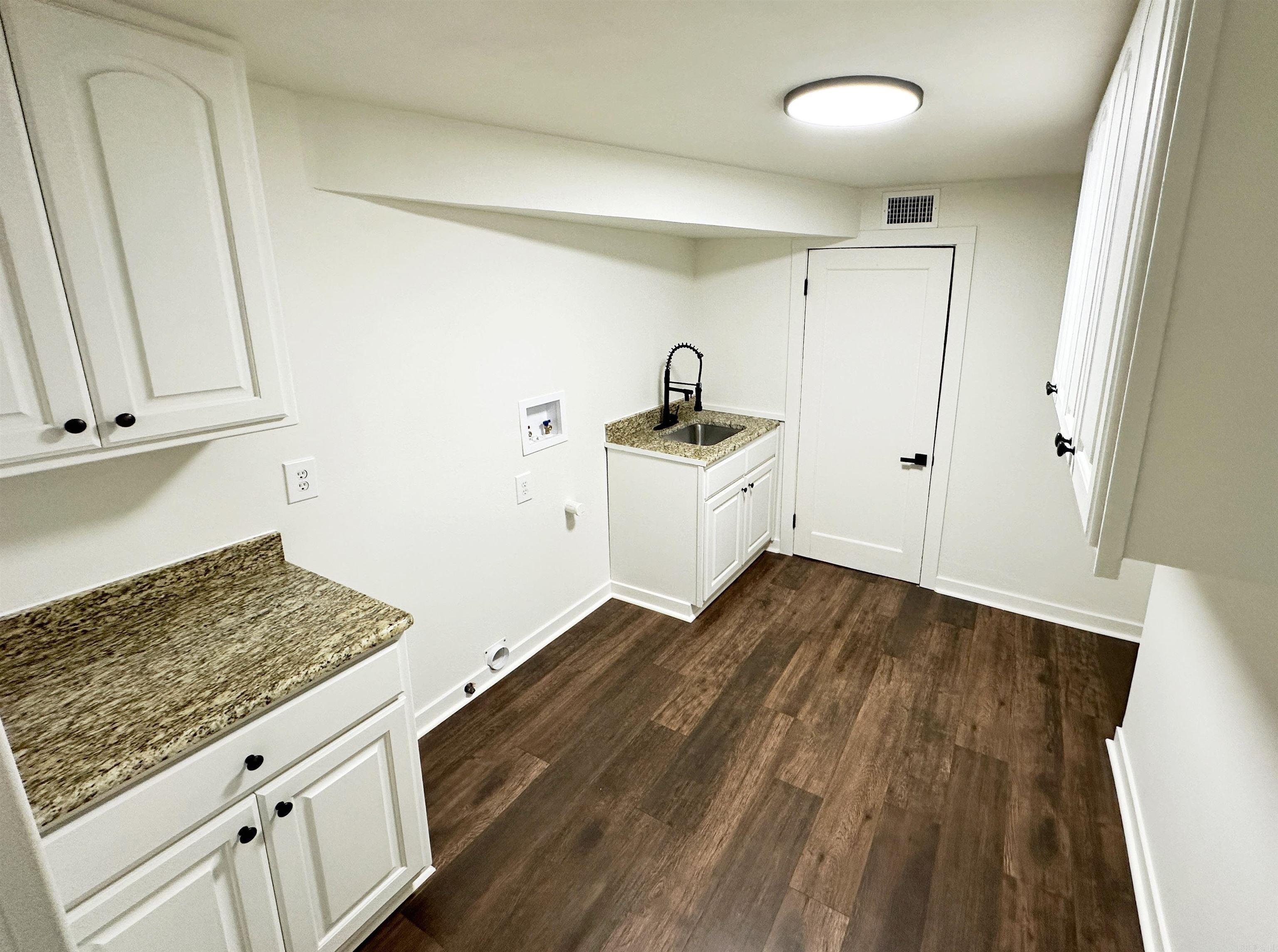 4518 Edgemere Street North Little Rock, AR 72116
