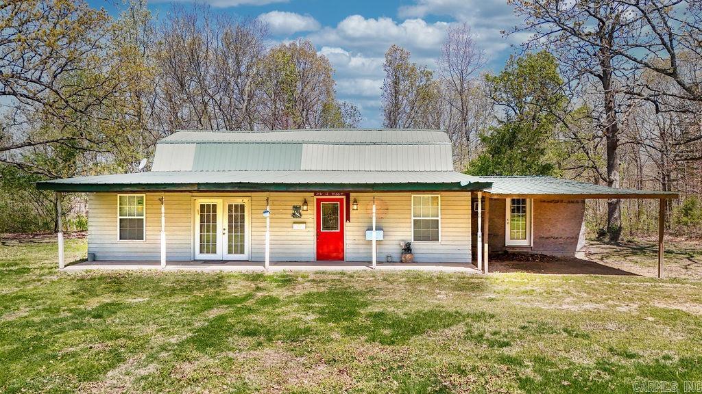 123 Hickory Road  Hardy, AR