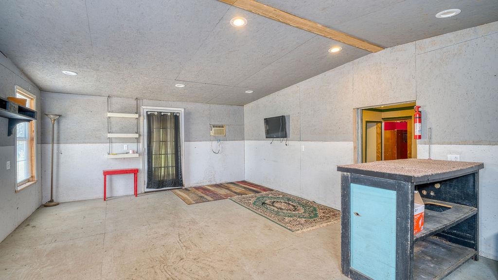 123  Hickory Road  Hardy, AR