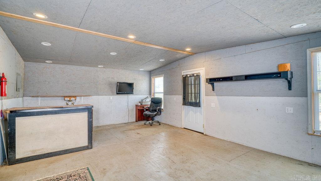123 Hickory Road  Hardy, AR