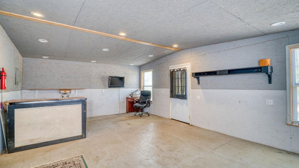 123  Hickory Road  Hardy, AR