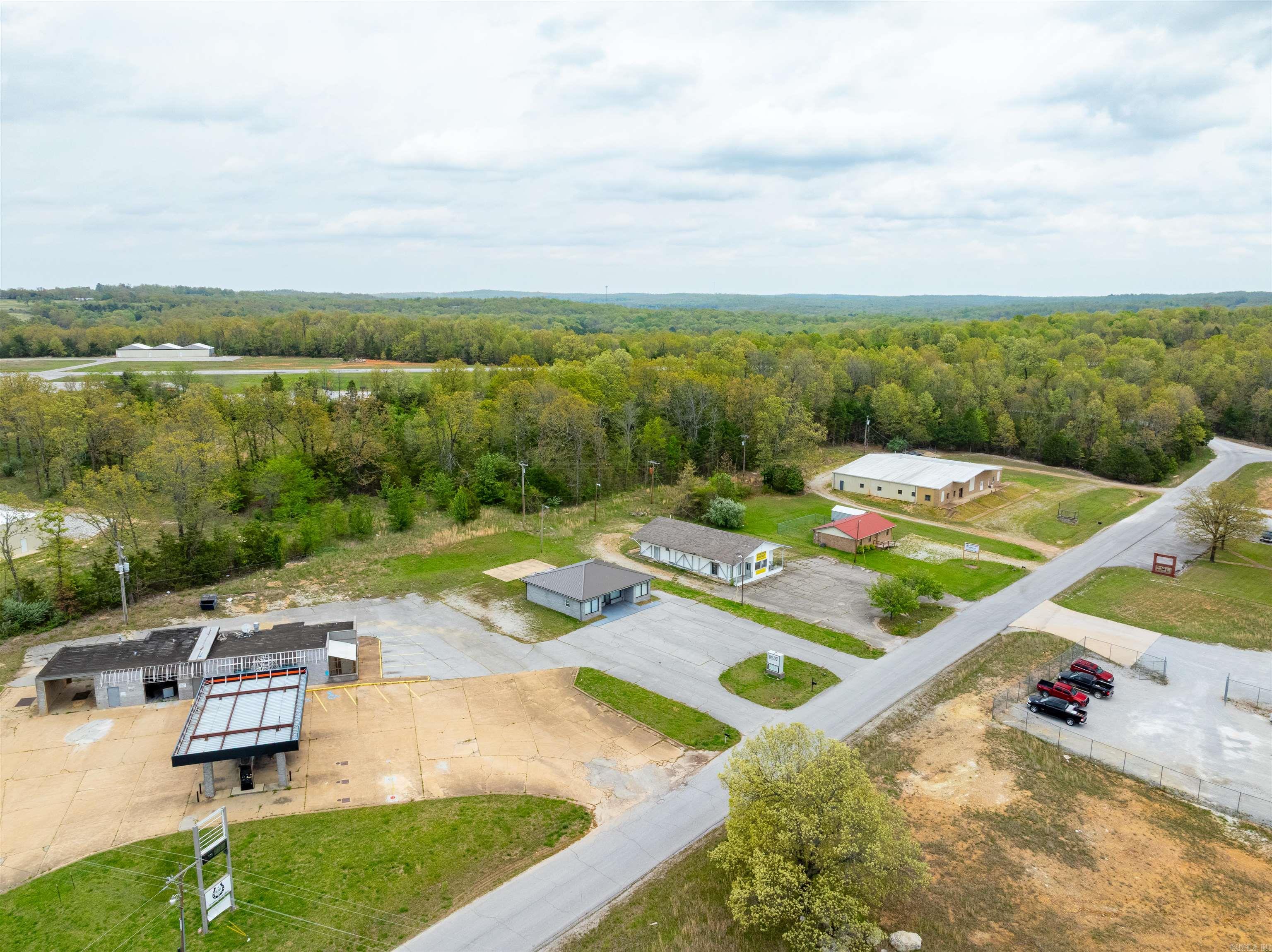 404  Market Street  Horseshoe Bend, AR
