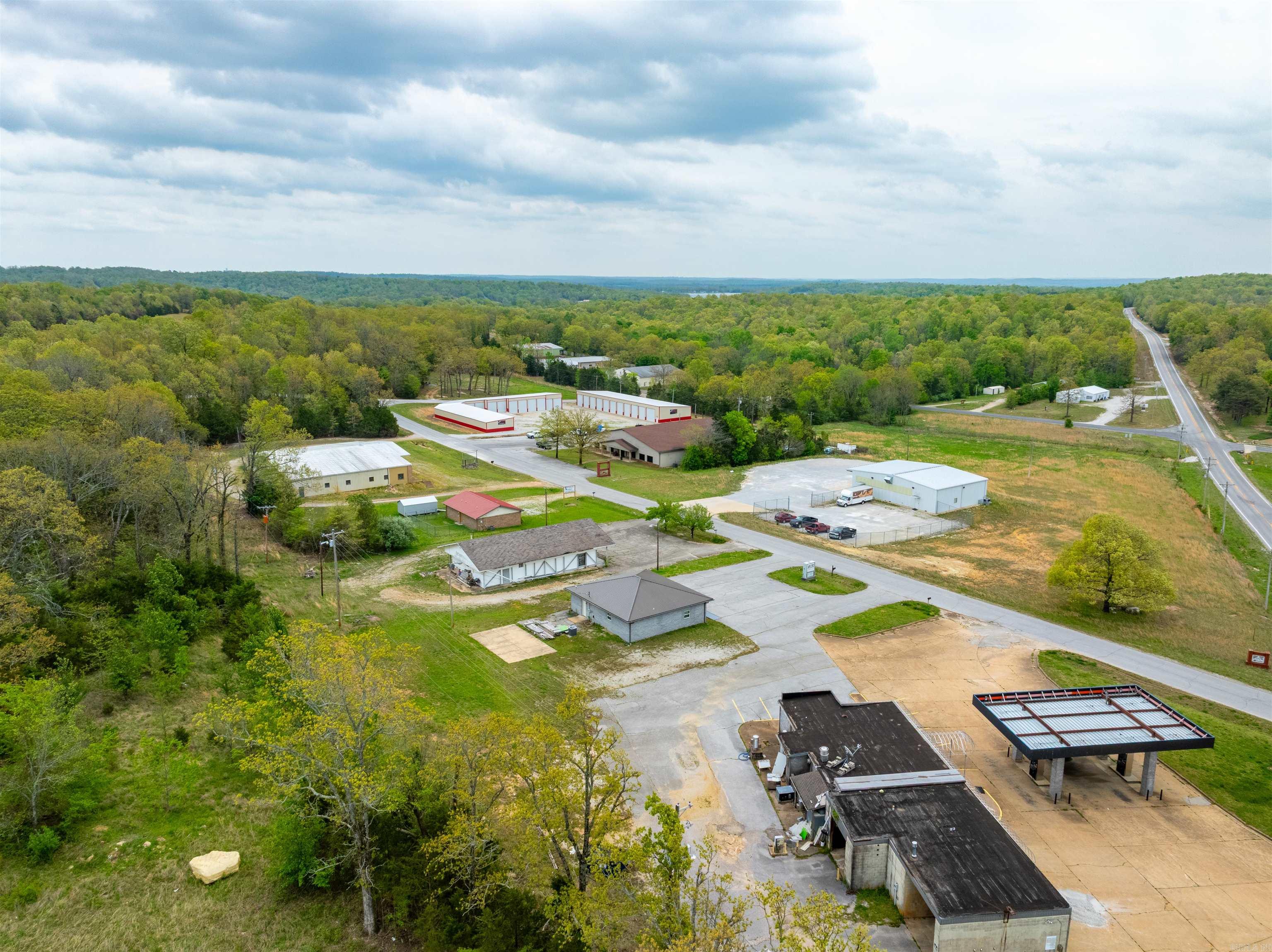 404  Market Street  Horseshoe Bend, AR