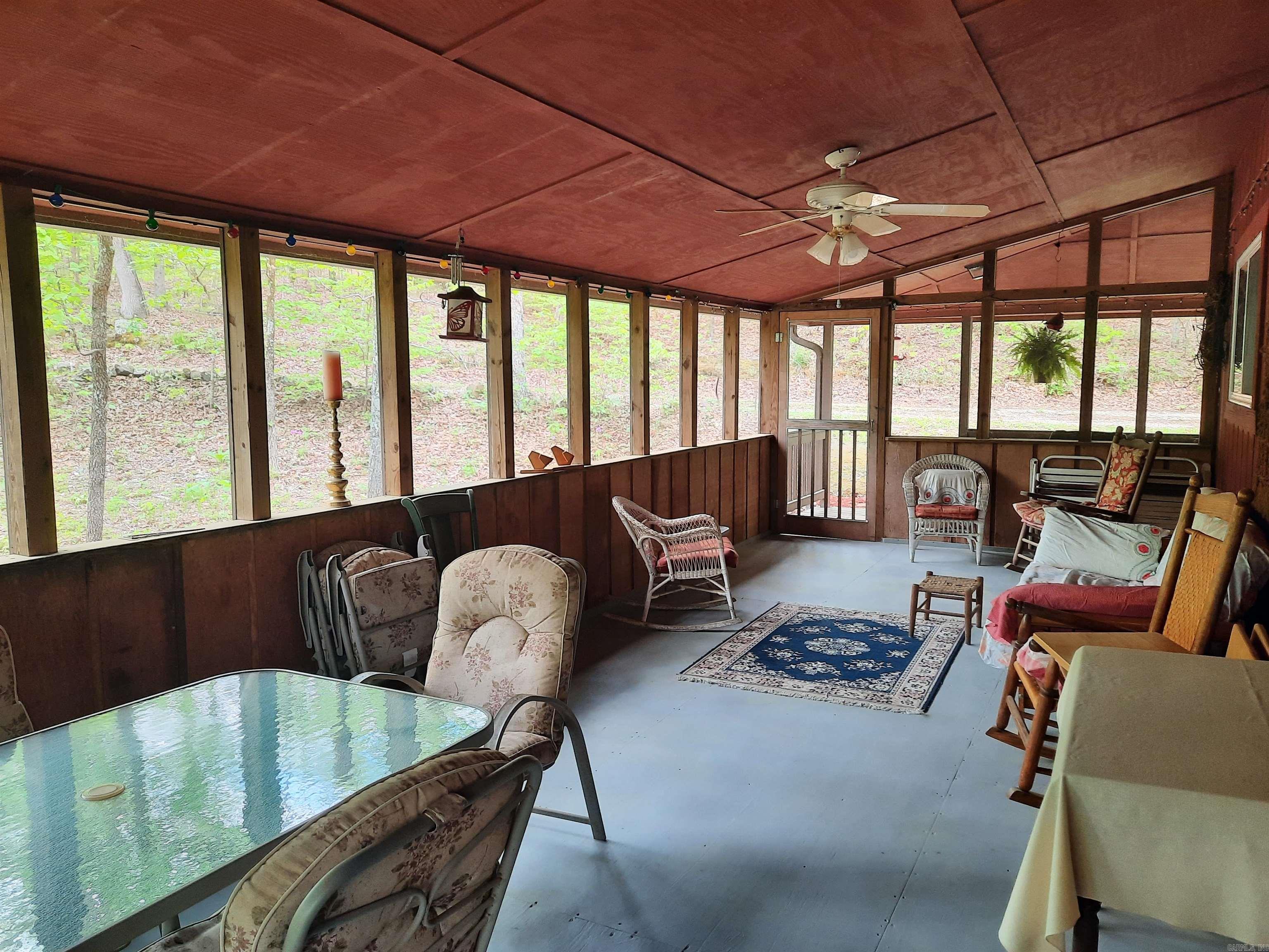 3986 Oak Grove Loop Mountain View, AR 72560