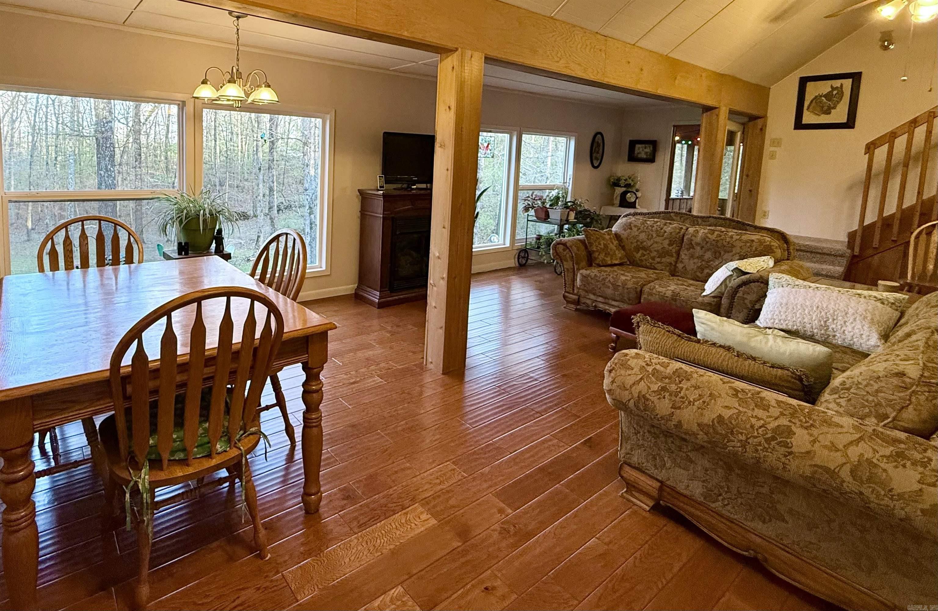3986 Oak Grove Loop Mountain View, AR 72560