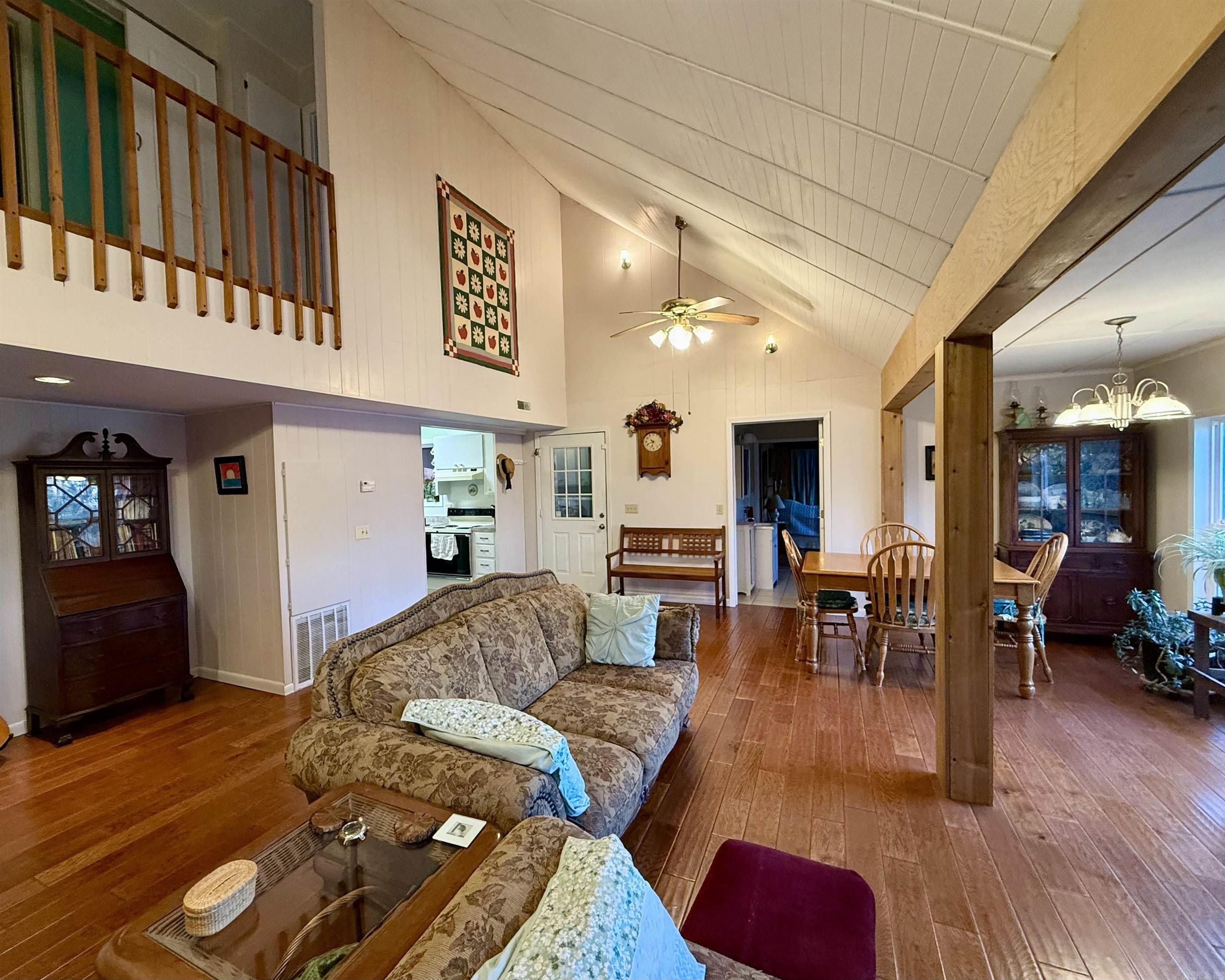 3986 Oak Grove Loop Mountain View, AR 72560