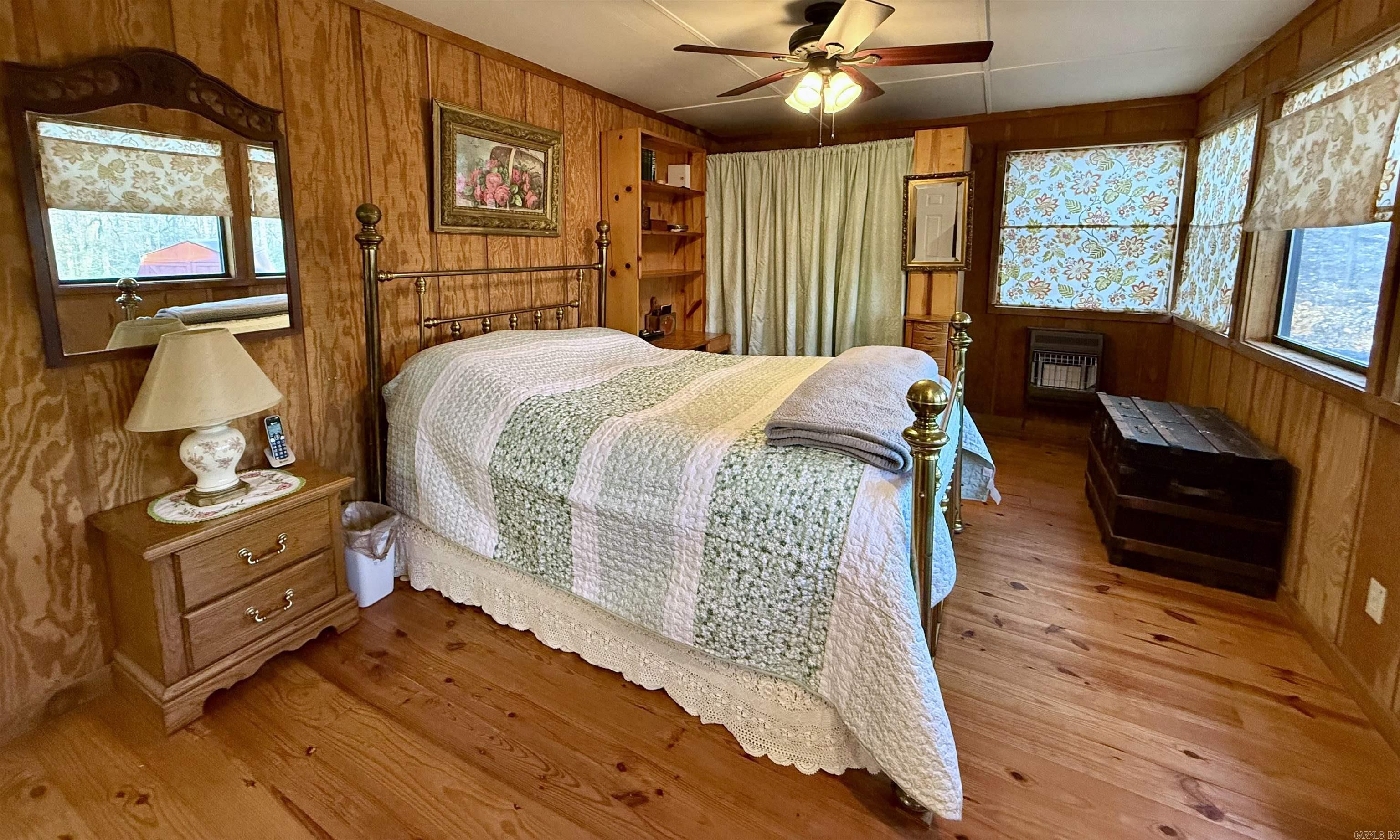 3986 Oak Grove Loop Mountain View, AR 72560