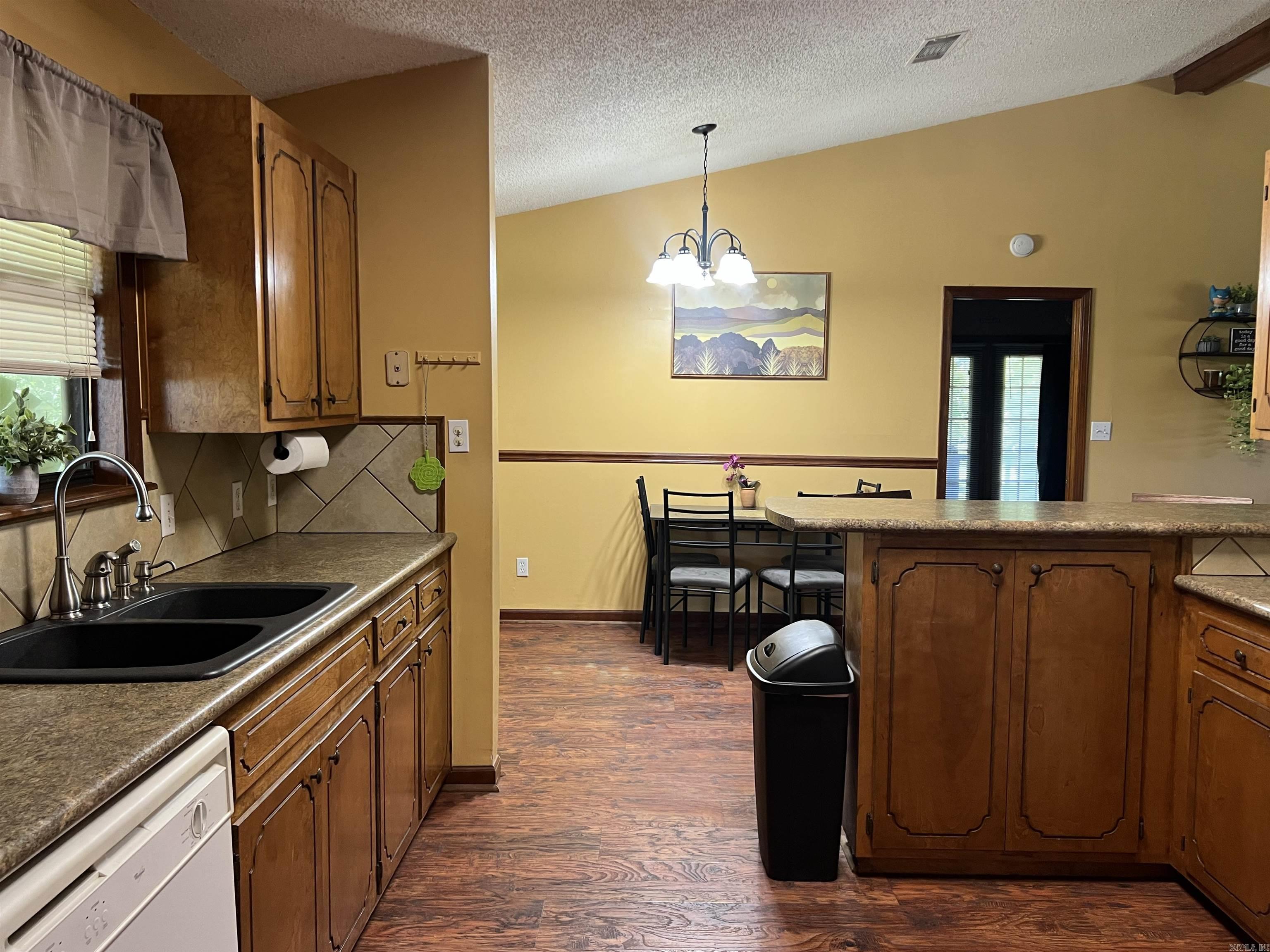 3223  Canal  White Hall, AR