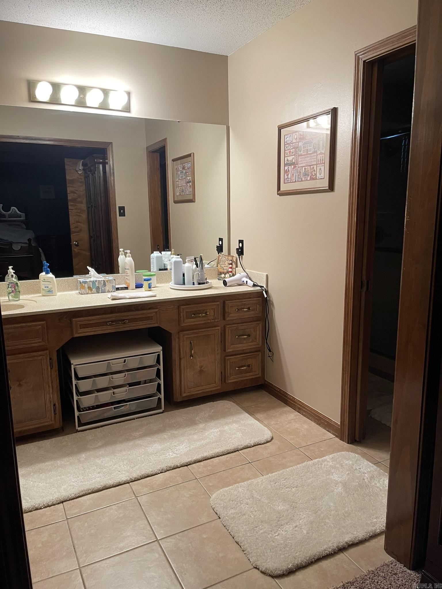 1413 Country Club Road Sherwood, AR 72120-5082