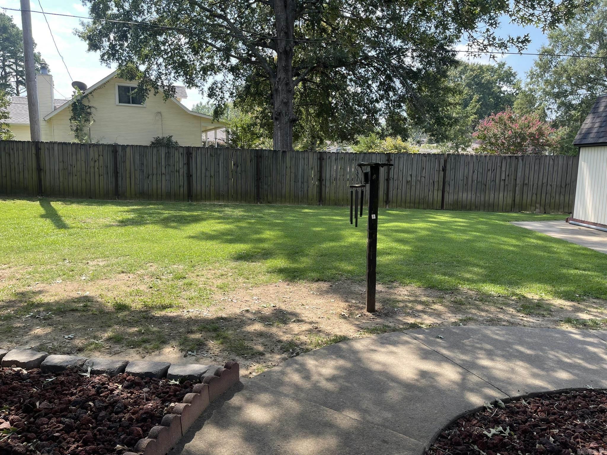 1413 Country Club Road Sherwood, AR 72120-5082