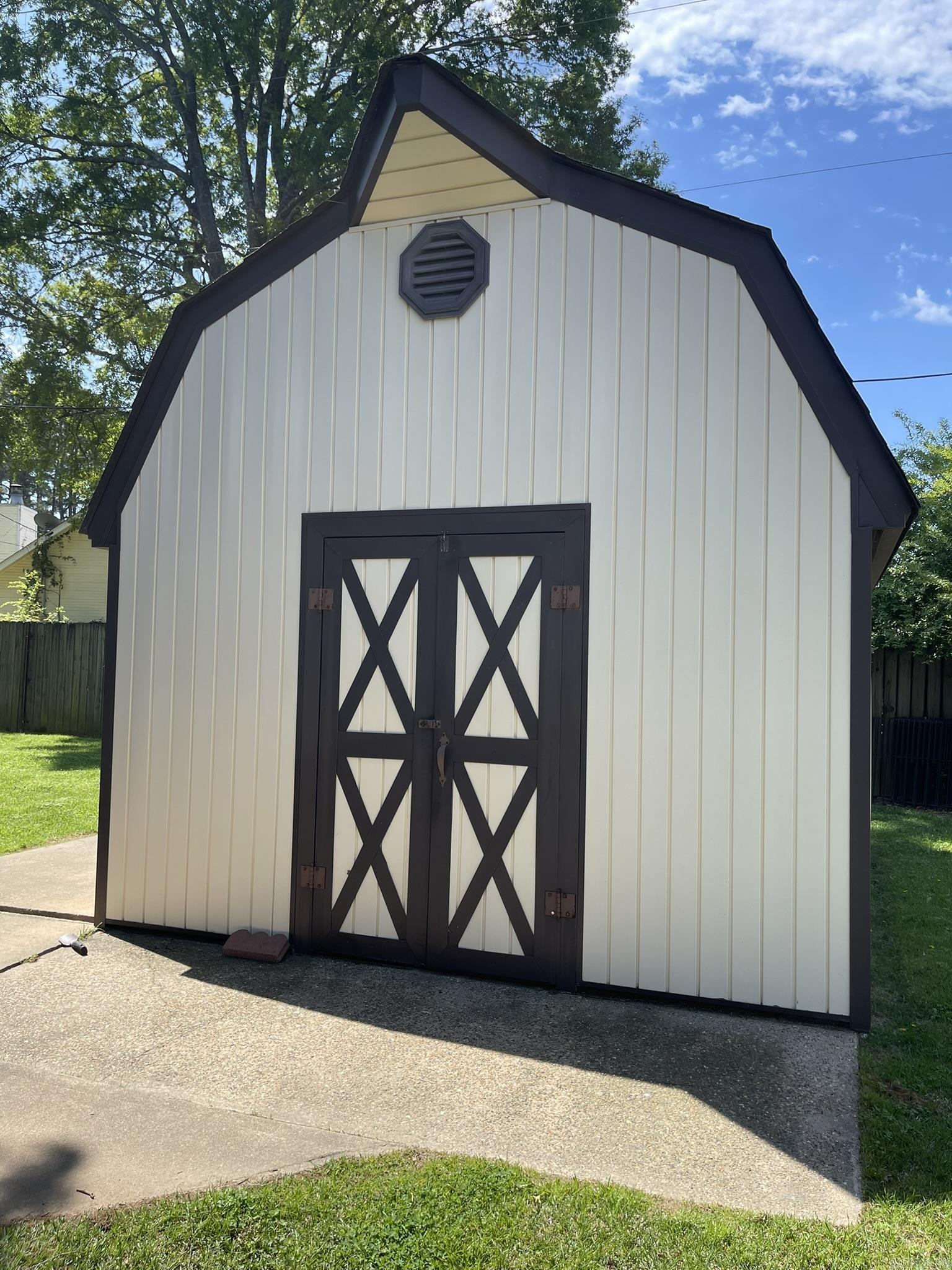 1413 Country Club Road Sherwood, AR 72120-5082