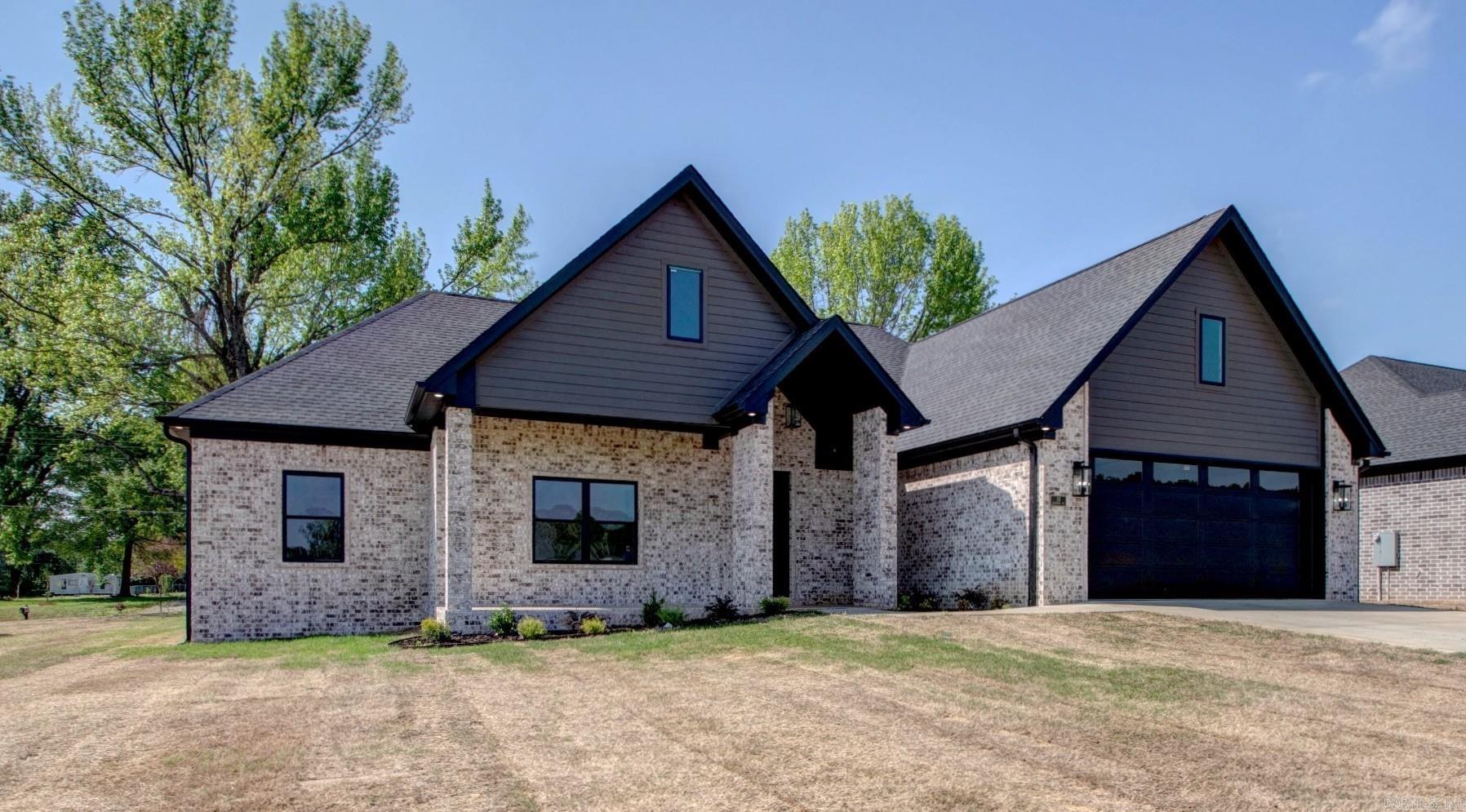 19  Calvados Ct  Cabot, AR