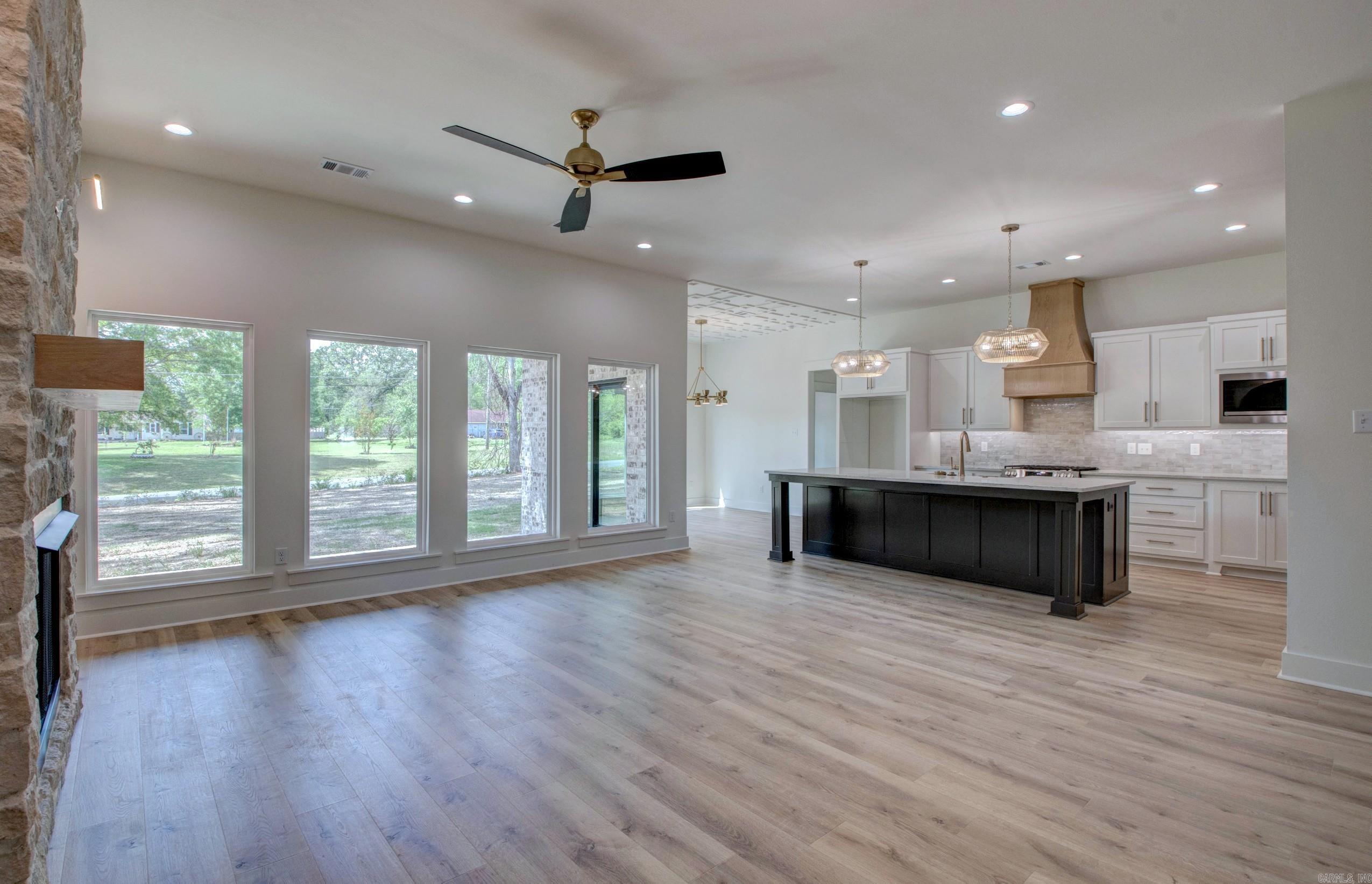 19  Calvados Ct  Cabot, AR