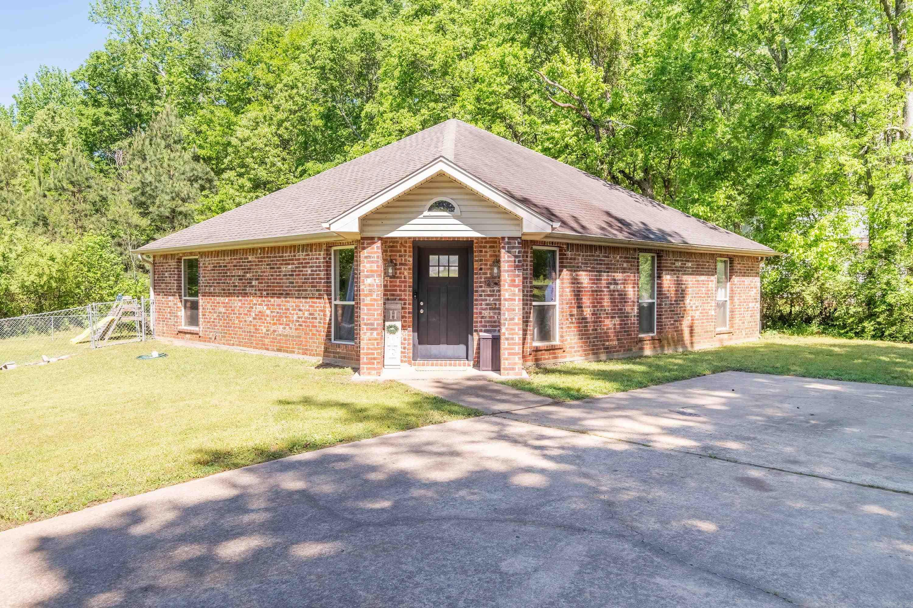 2526  Old Congo Rd  Benton, AR