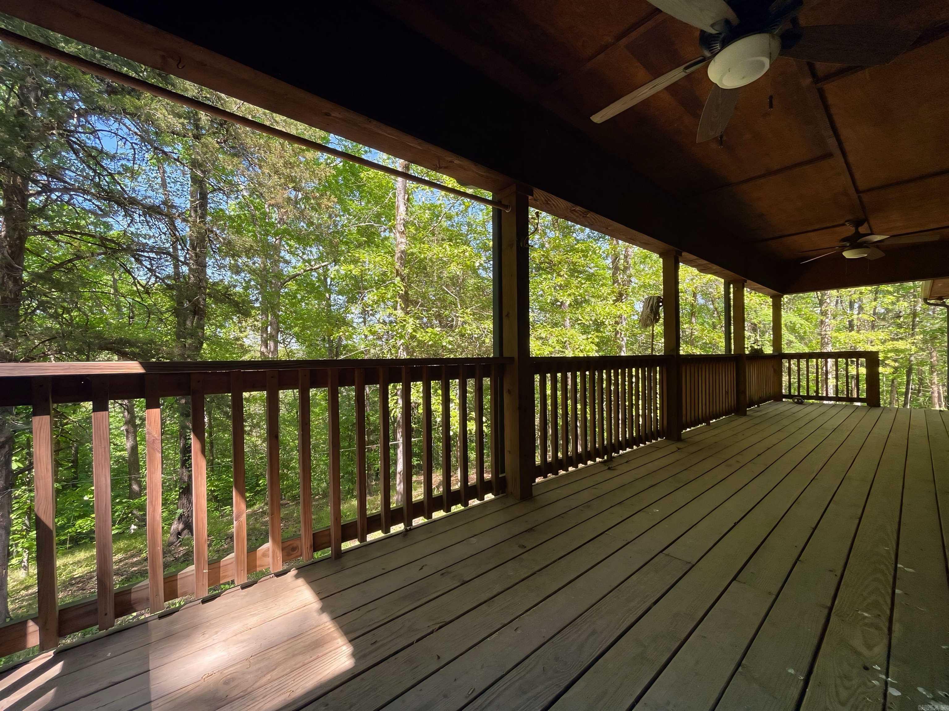 19 Levee Rd Road Solgohachia, AR 72156