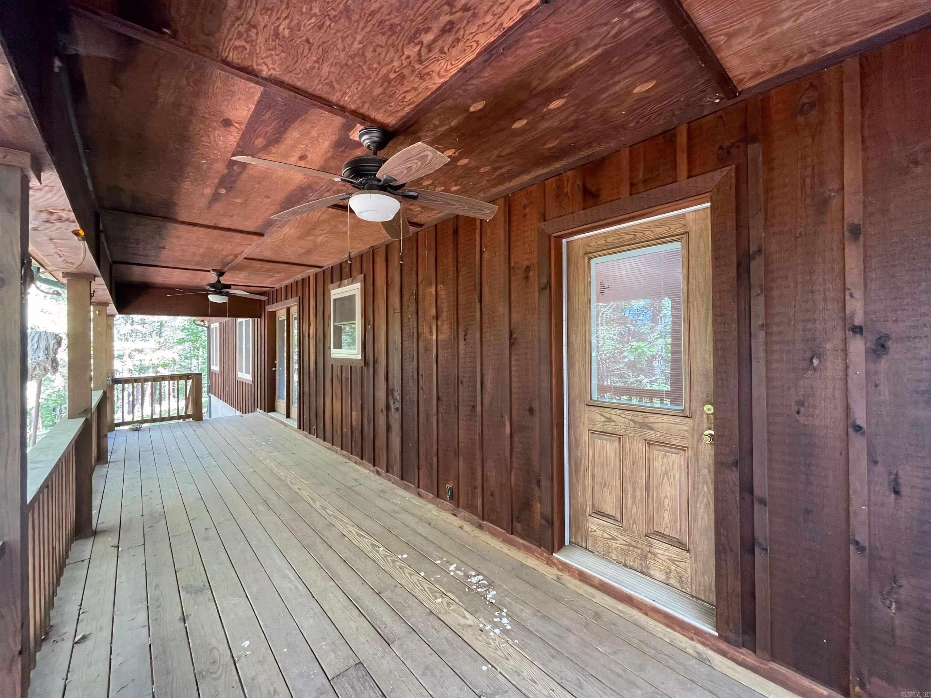 19 Levee Rd Road Solgohachia, AR 72156