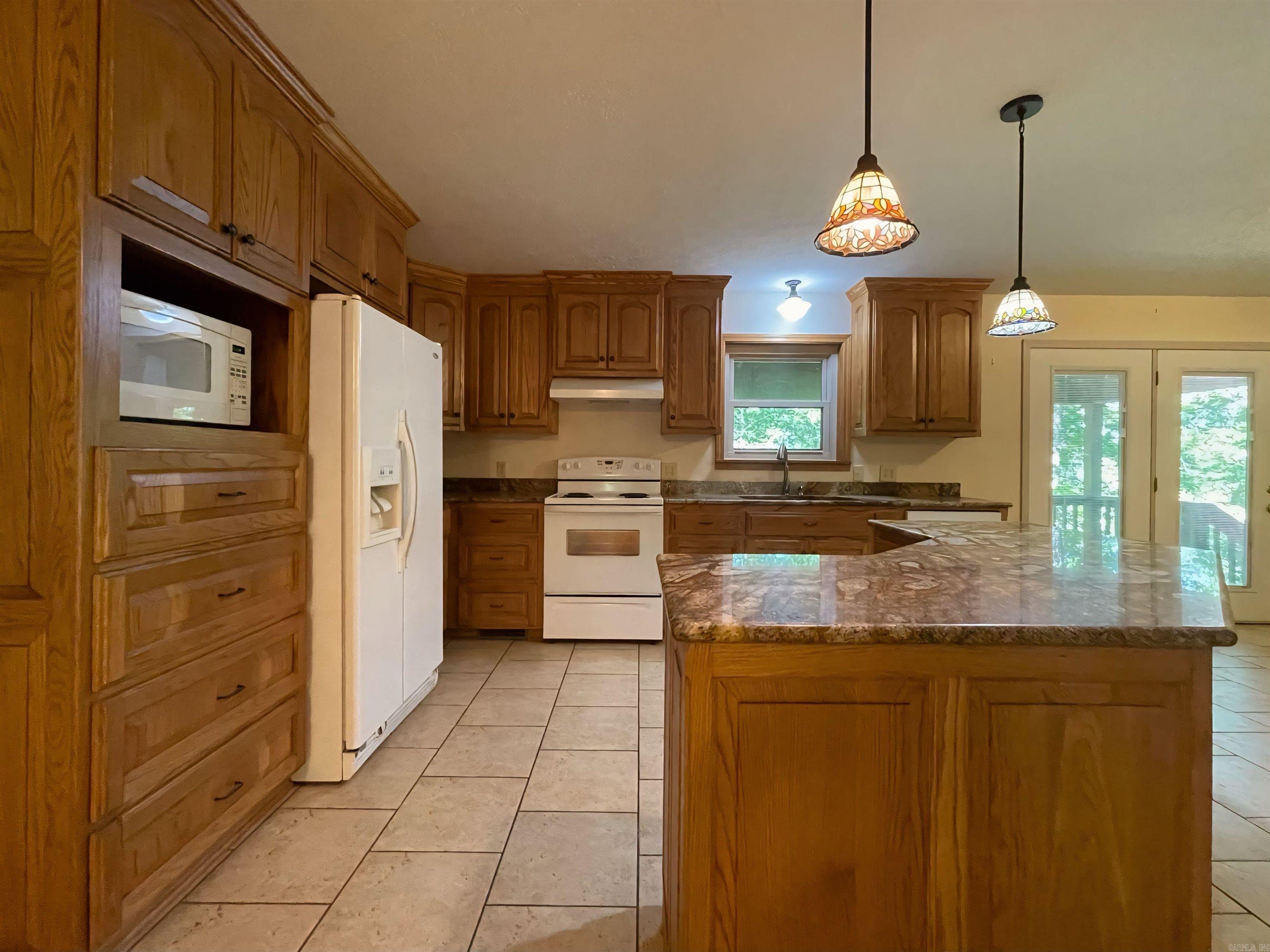 19 Levee Rd Road Solgohachia, AR 72156