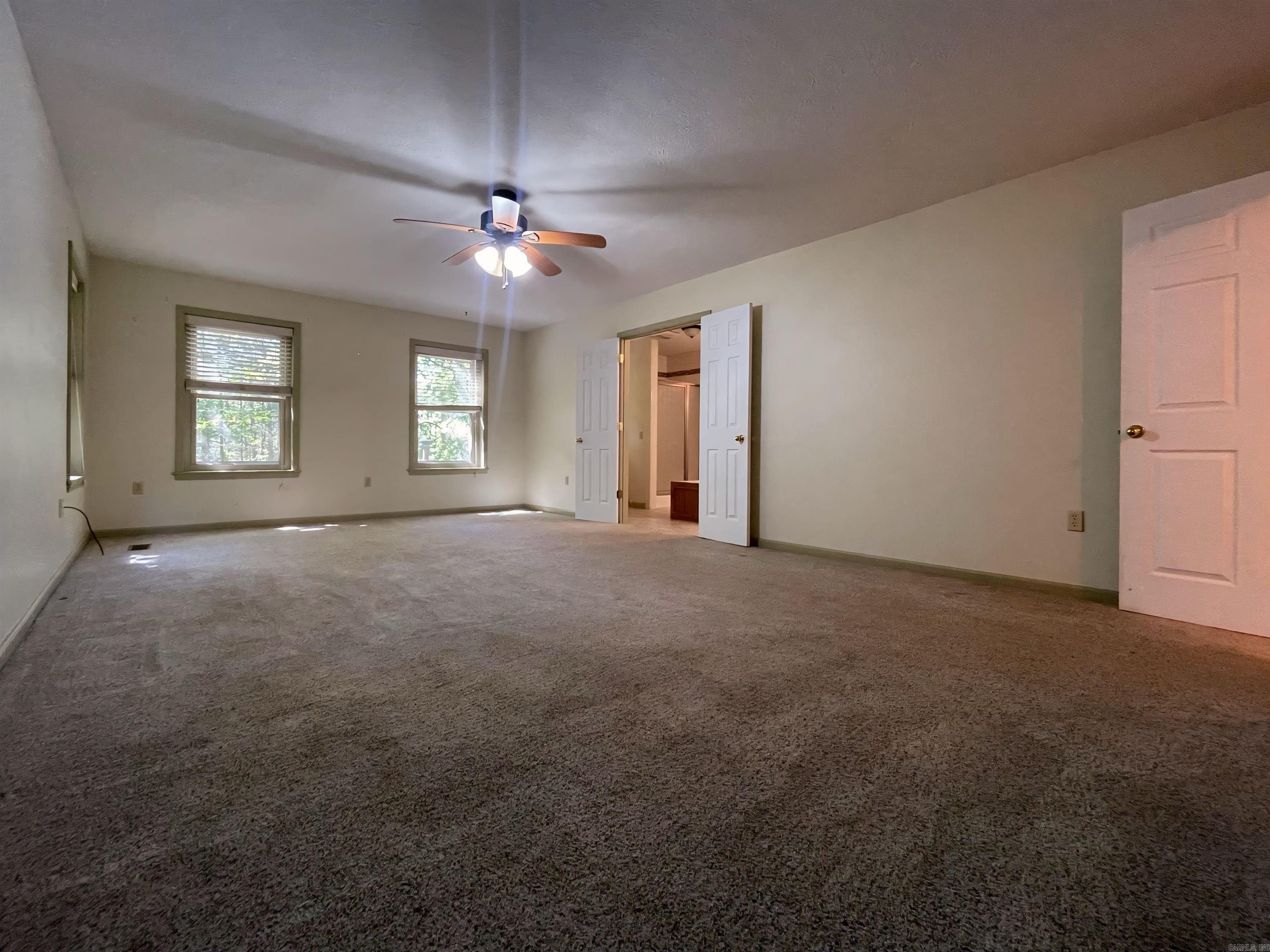 19 Levee Rd Road Solgohachia, AR 72156