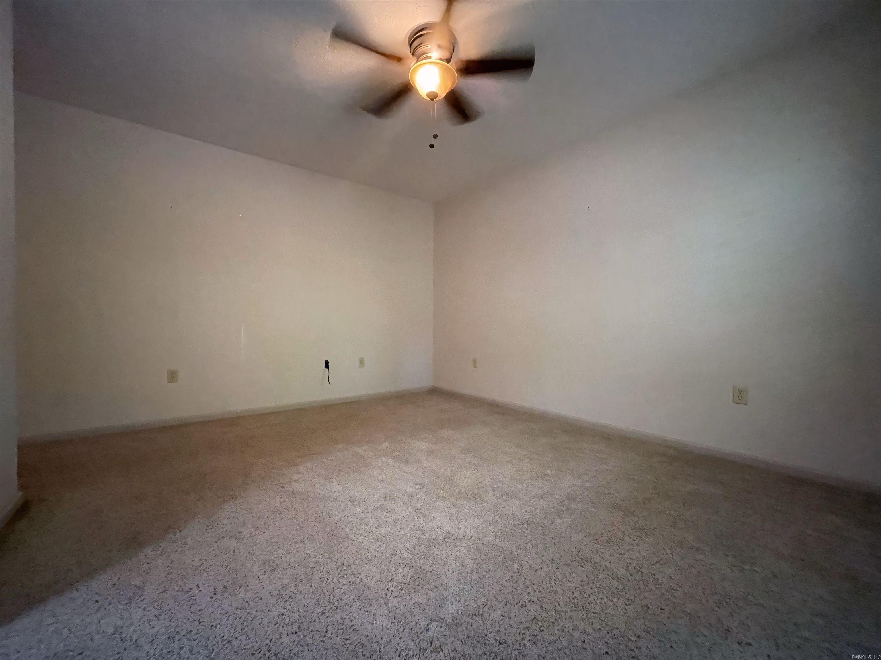 19 Levee Rd Road Solgohachia, AR 72156