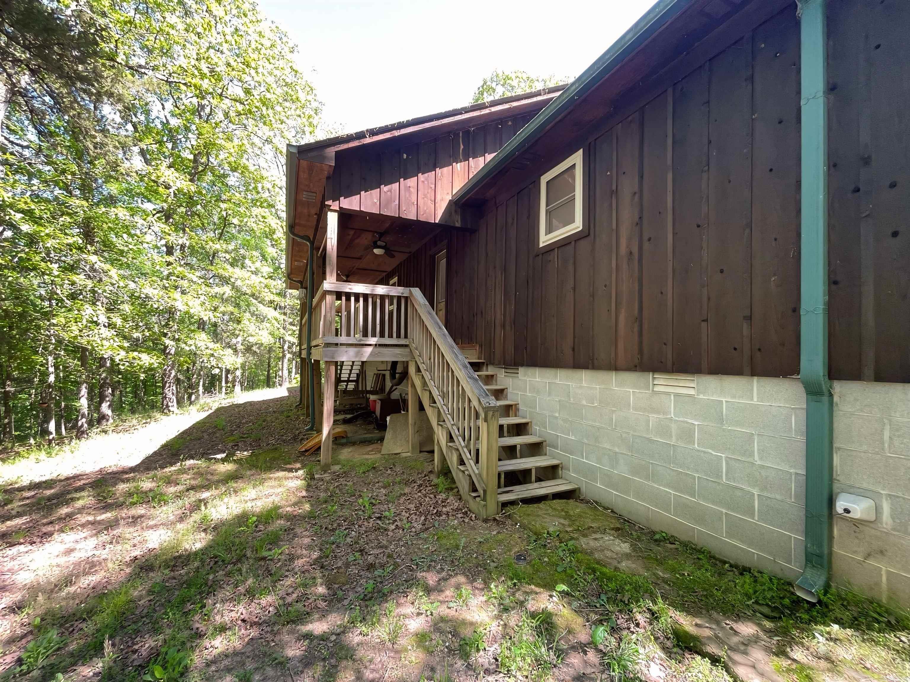 19 Levee Rd Road Solgohachia, AR 72156