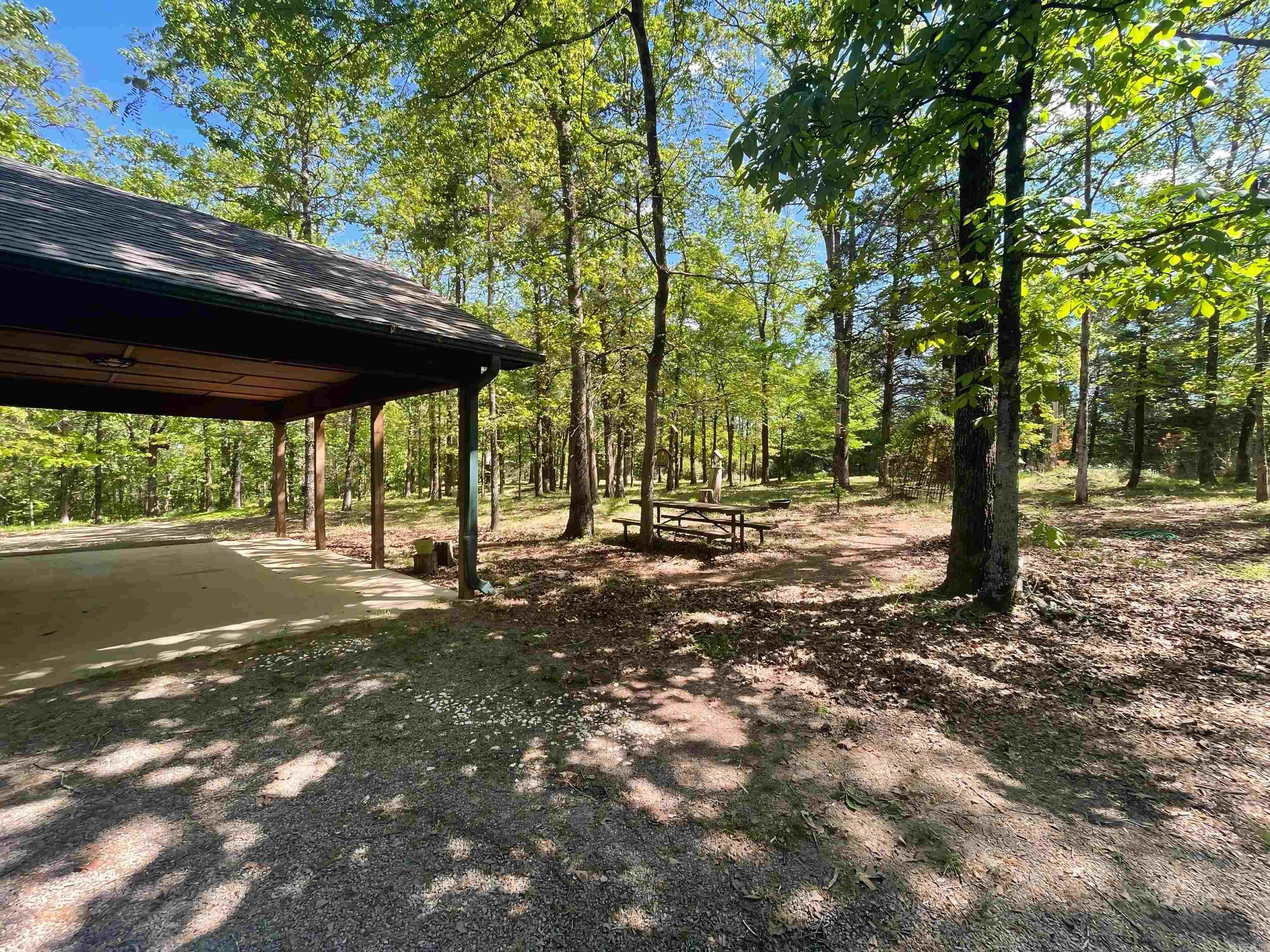 19 Levee Rd Road Solgohachia, AR 72156