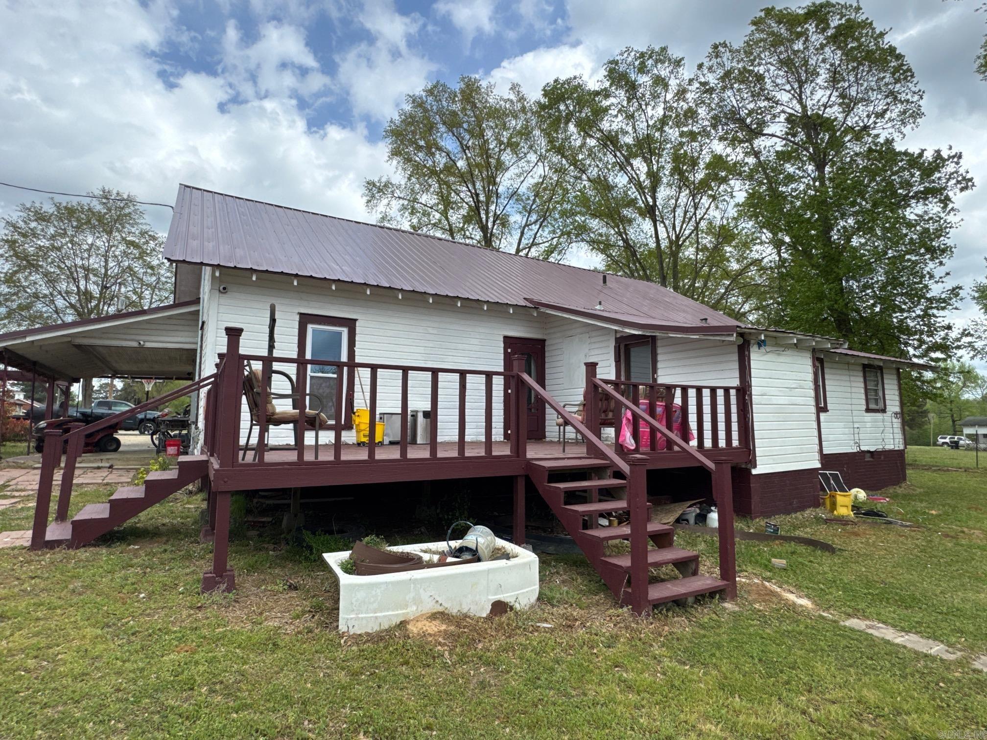 202 E 2nd  Hermitage, AR