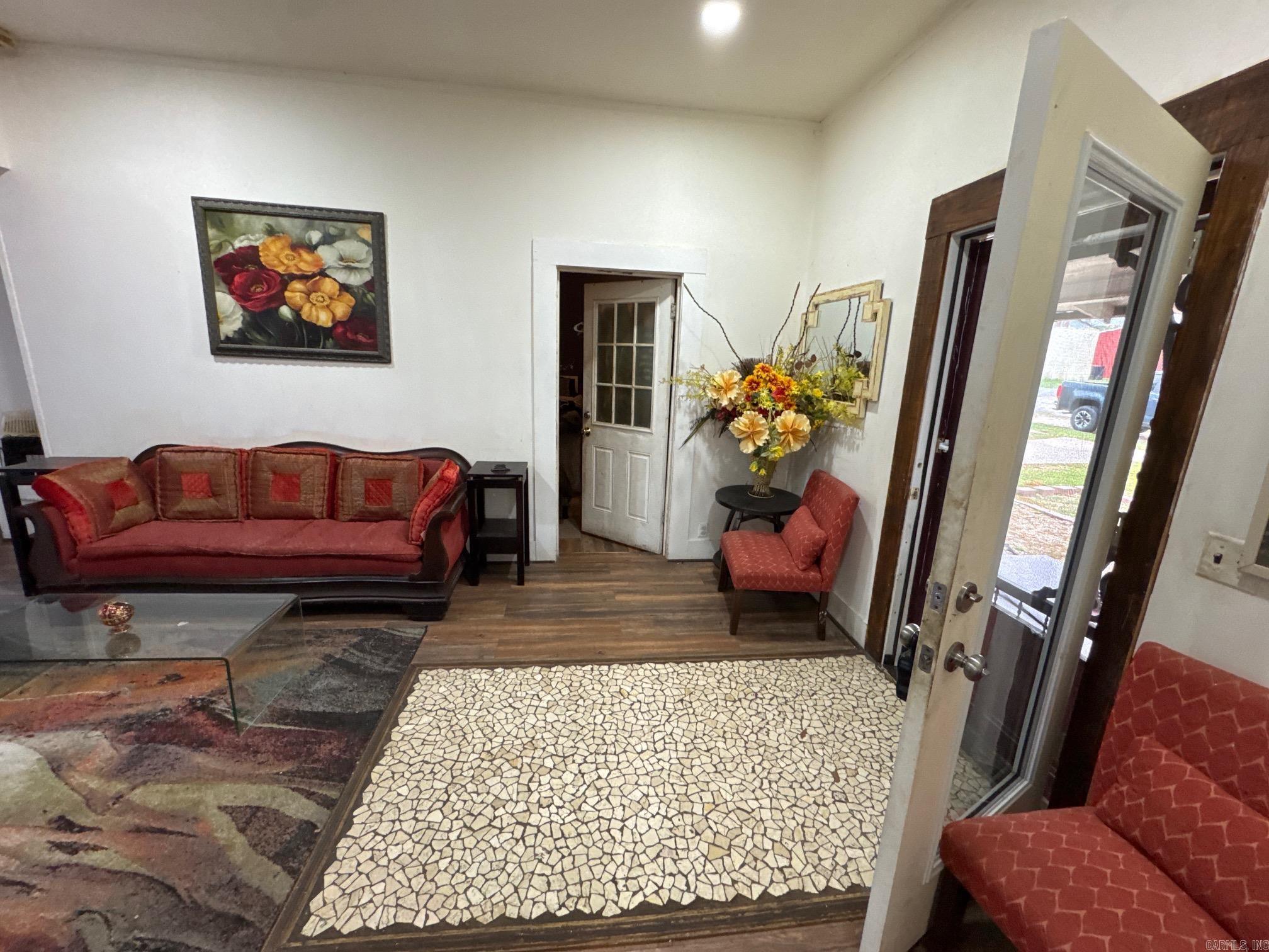 202 E 2nd  Hermitage, AR