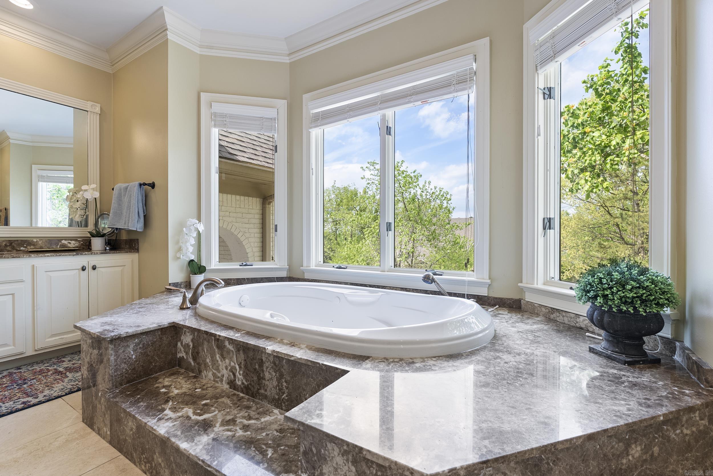 152  Hickory Creek  Little Rock, AR