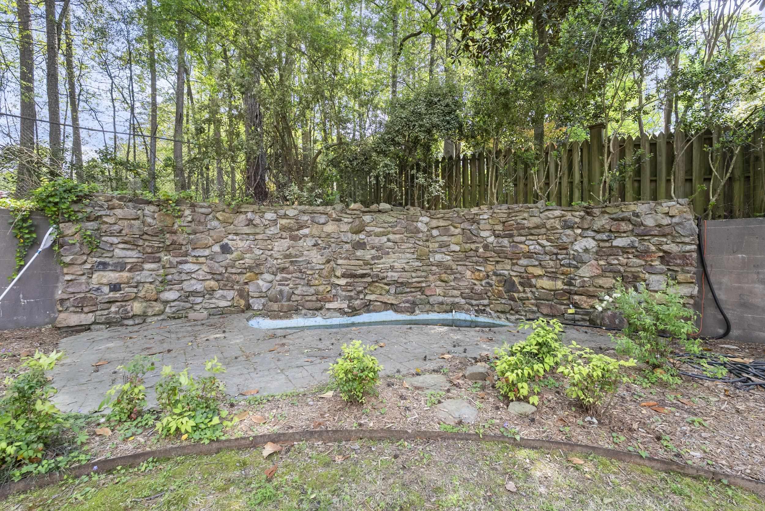 152  Hickory Creek  Little Rock, AR