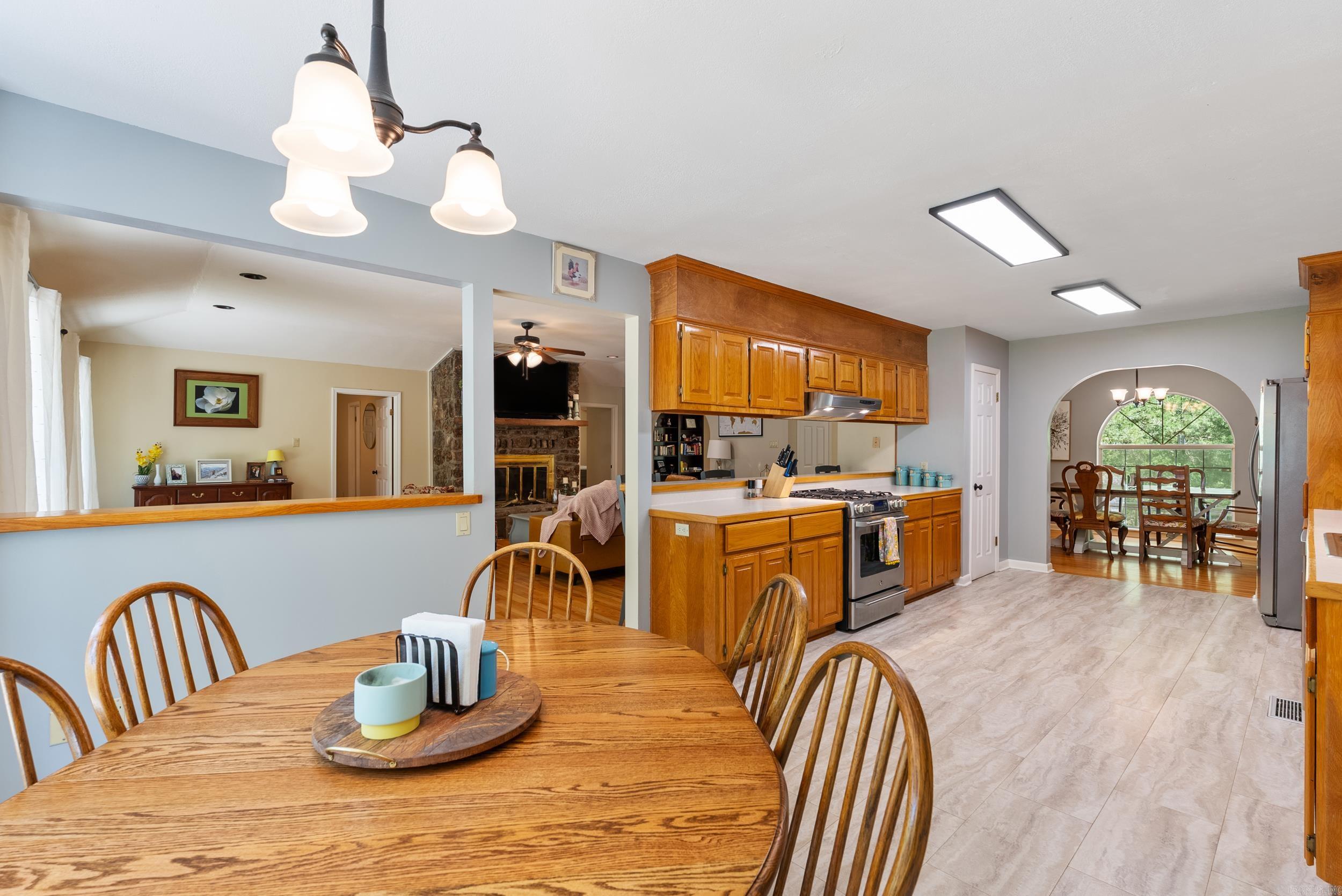 230  Staton  Cabot, AR