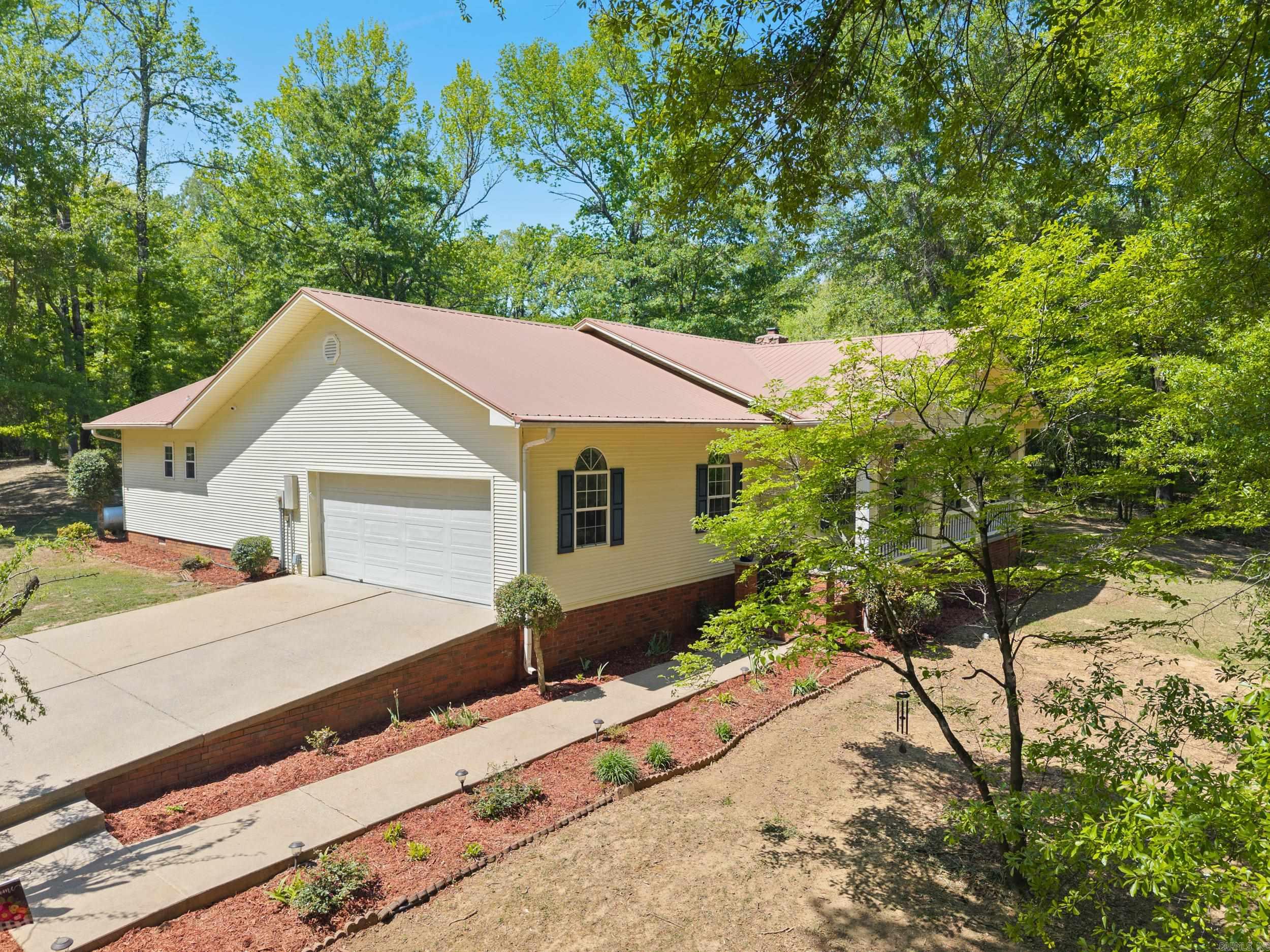 230  Staton  Cabot, AR