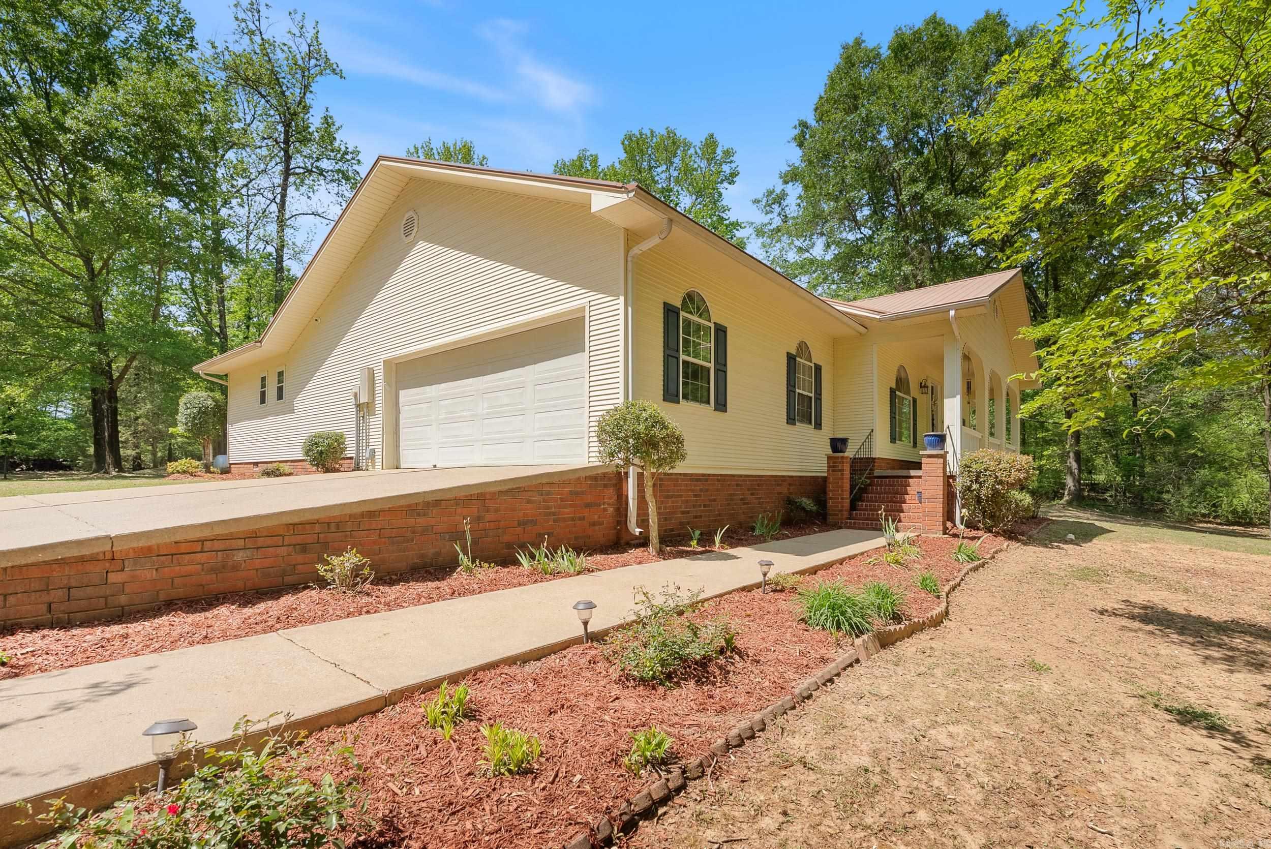 230  Staton  Cabot, AR