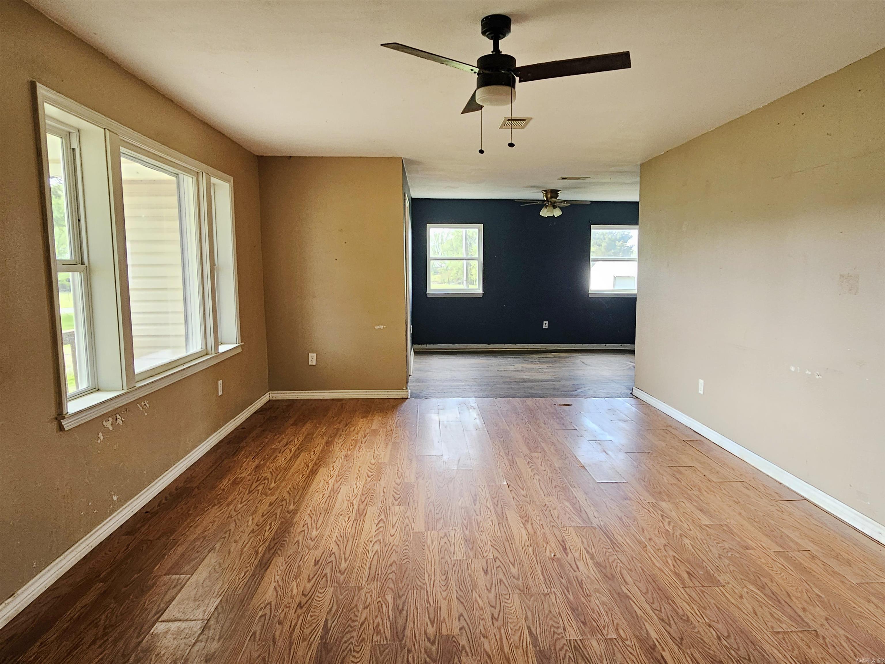 82 S Bolden Hill  Greenbrier, AR