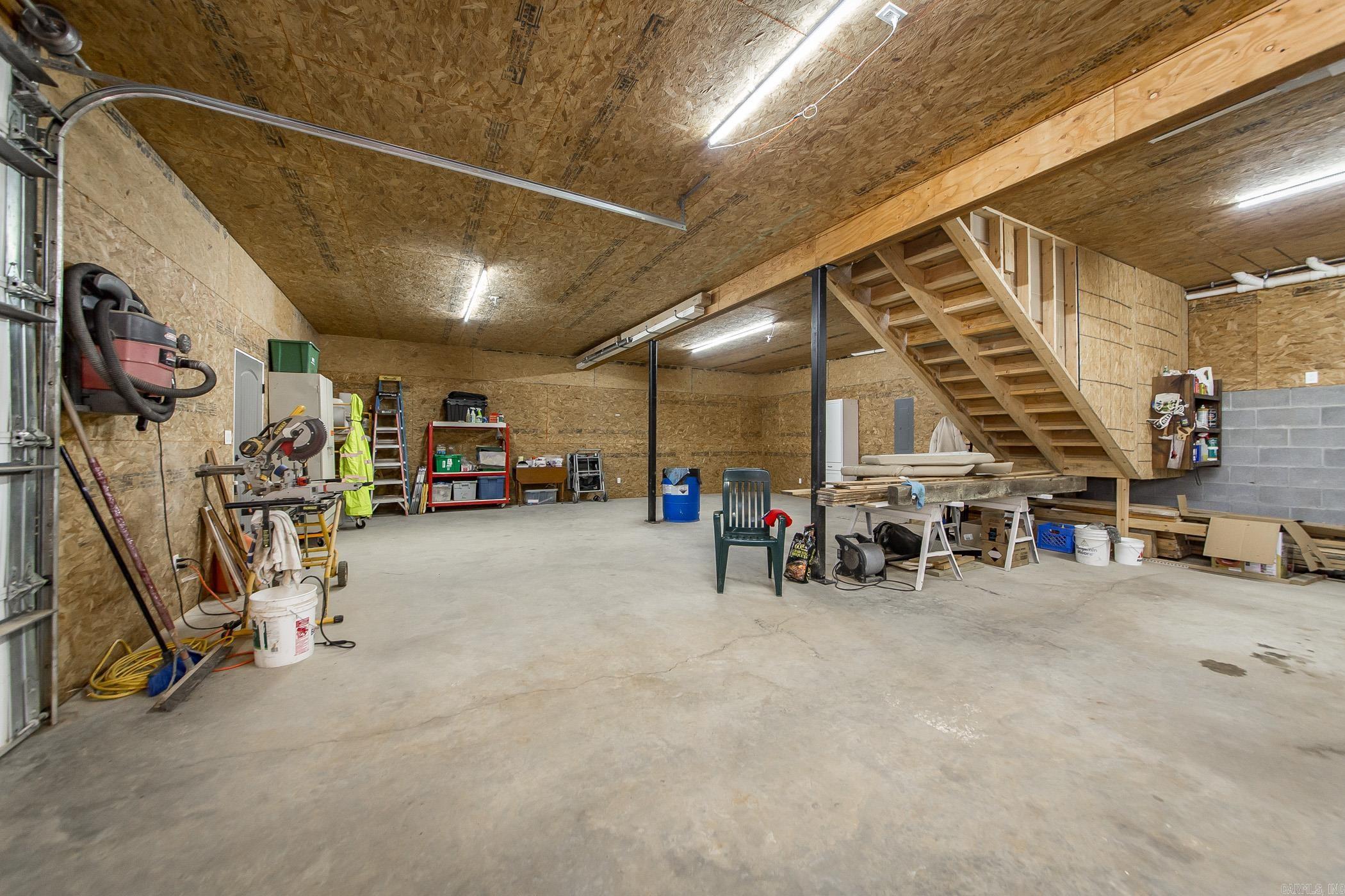 93  Pocahontas Lane  Greers Ferry, AR
