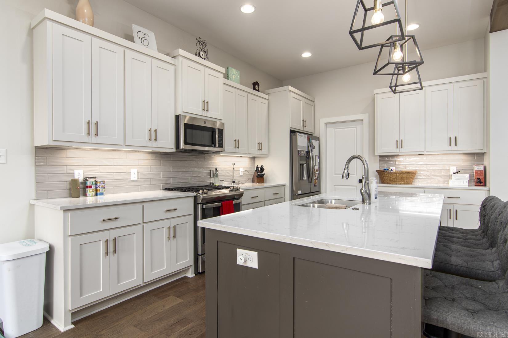 16011  Burleigh  Little Rock, AR