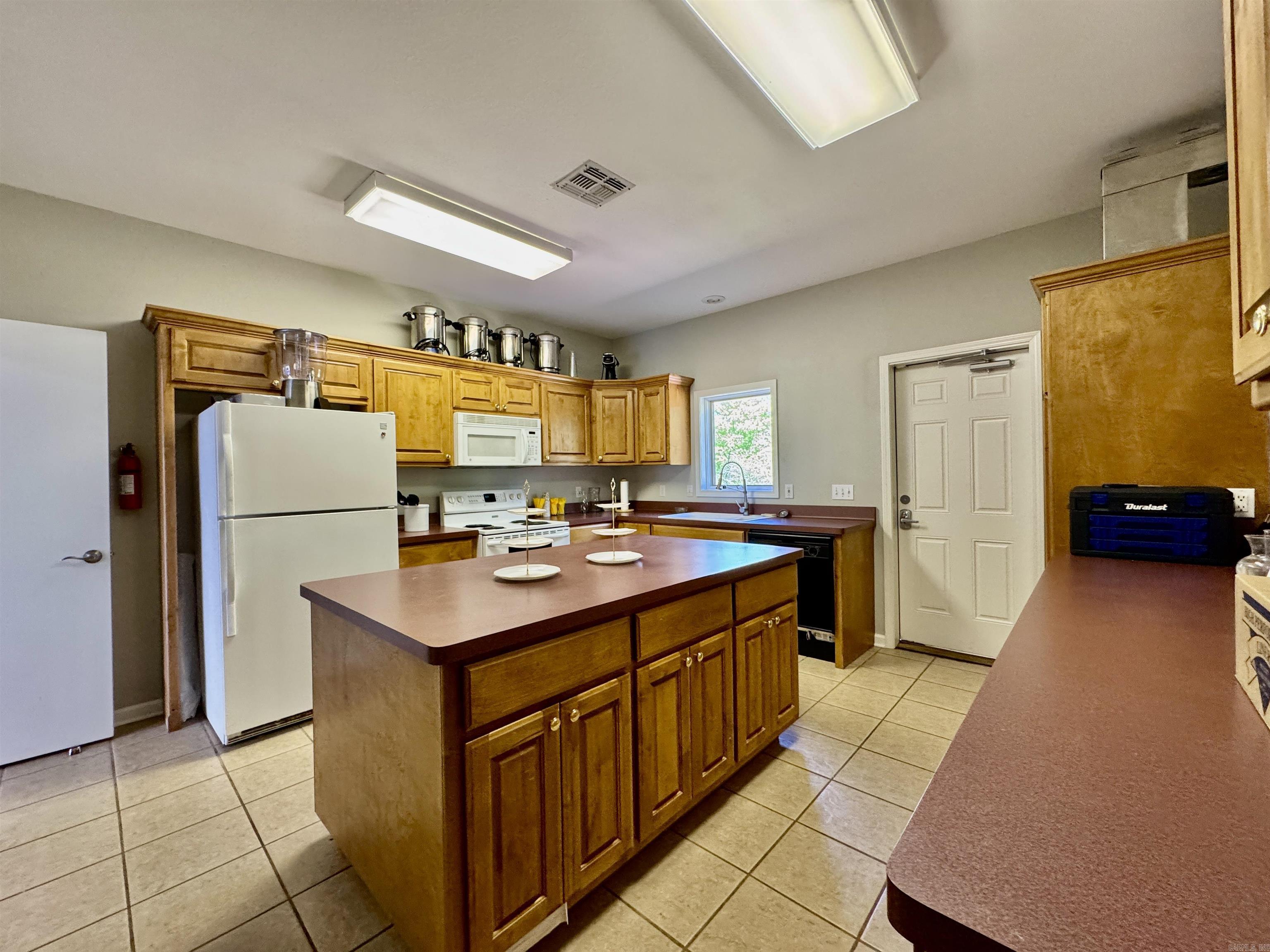 8415  Park  Fountain Lake, AR