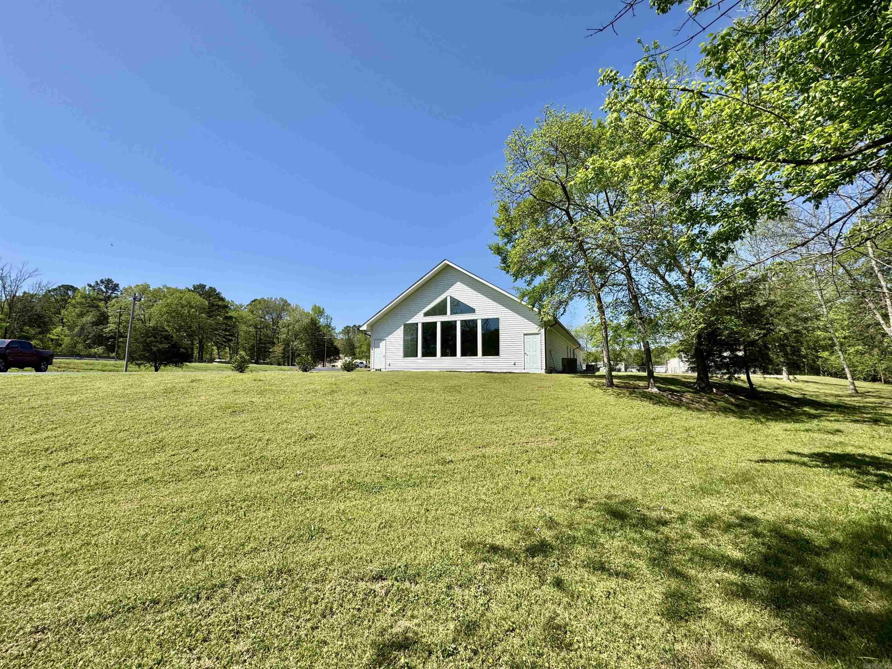 8415  Park  Fountain Lake, AR