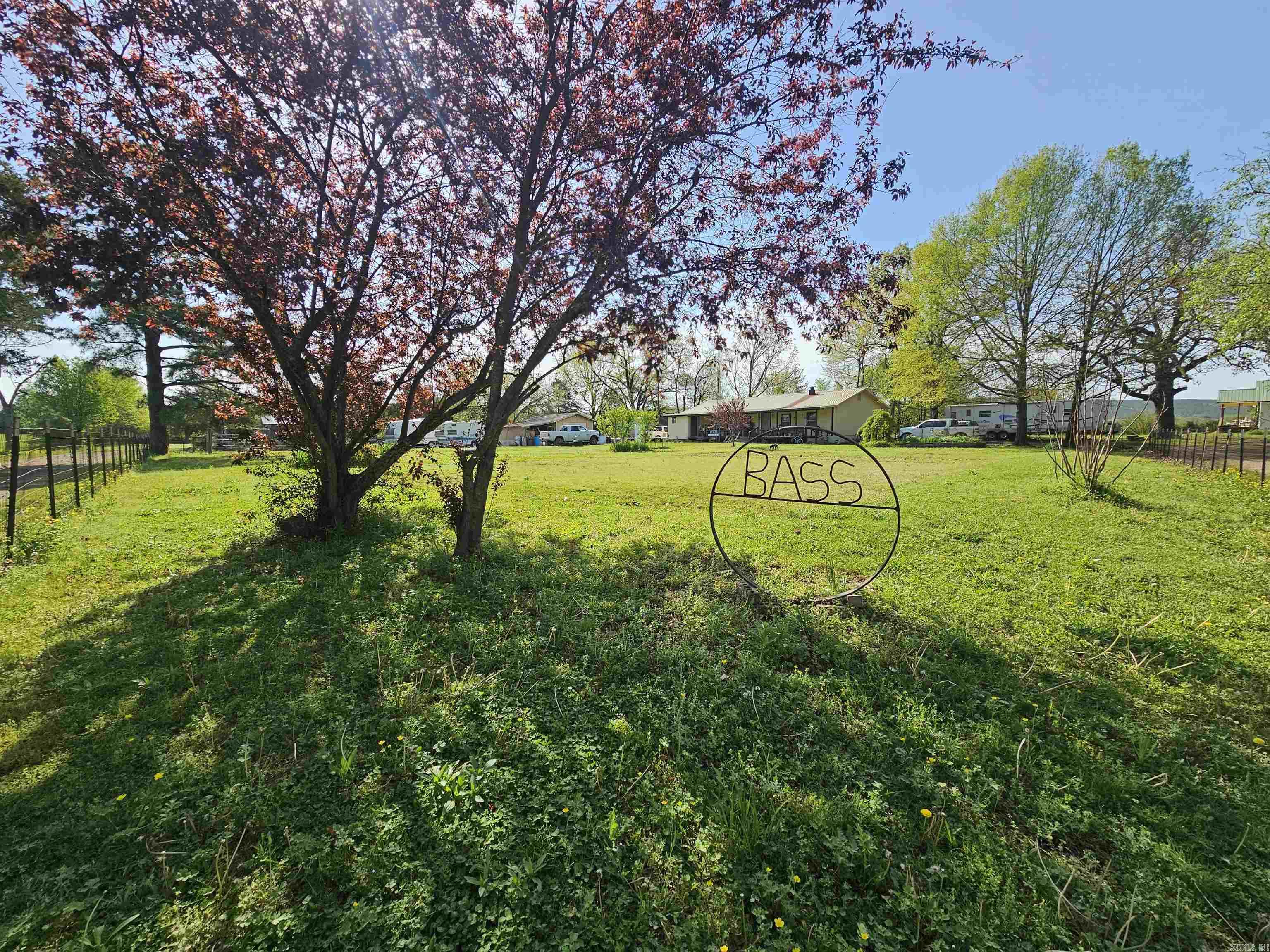 725  Edgewood  Waldron, AR