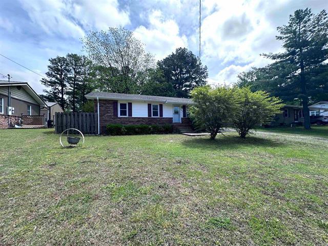 865 N 2nd  Piggott, AR