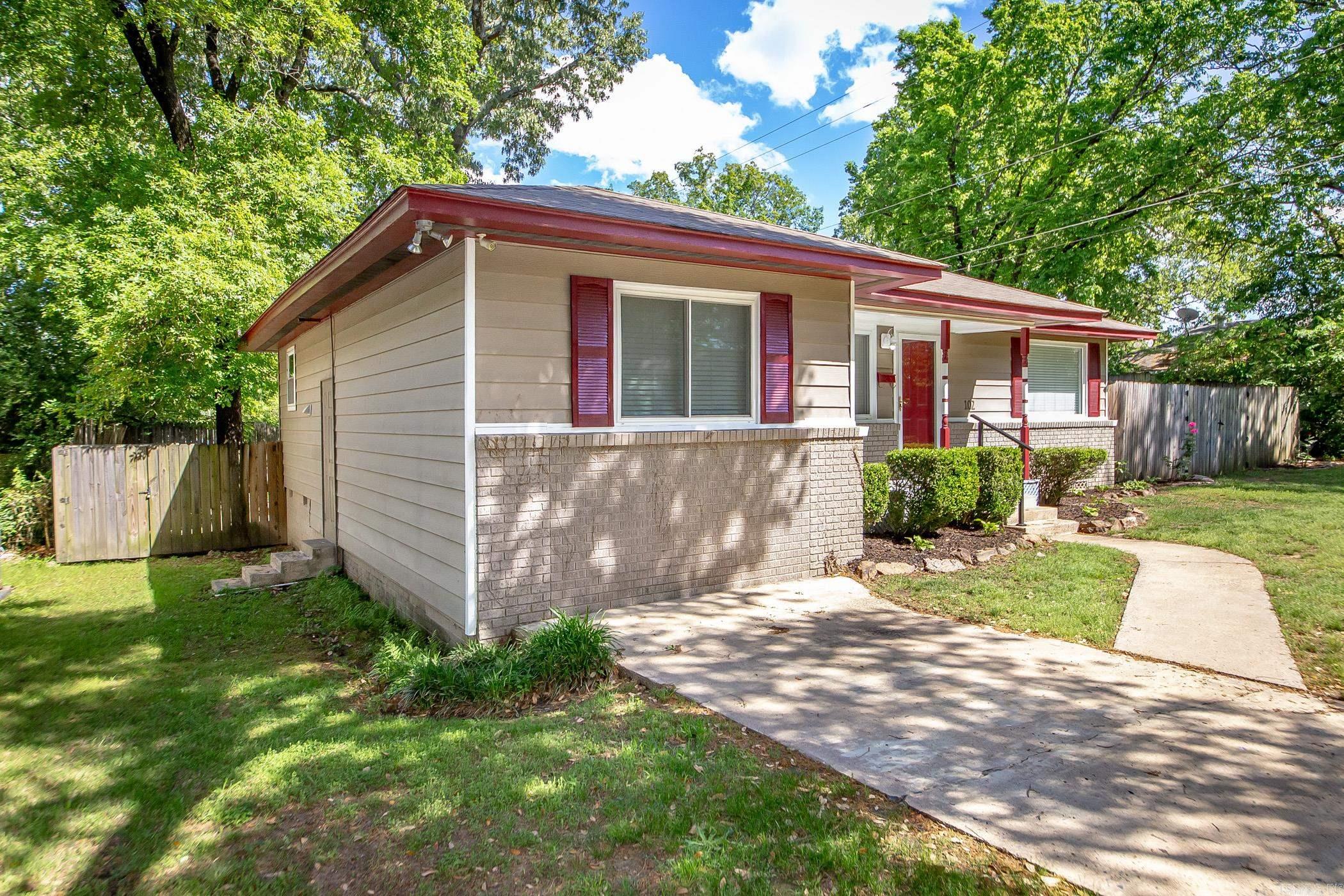 102  Sunset Lane  North Little Rock, AR
