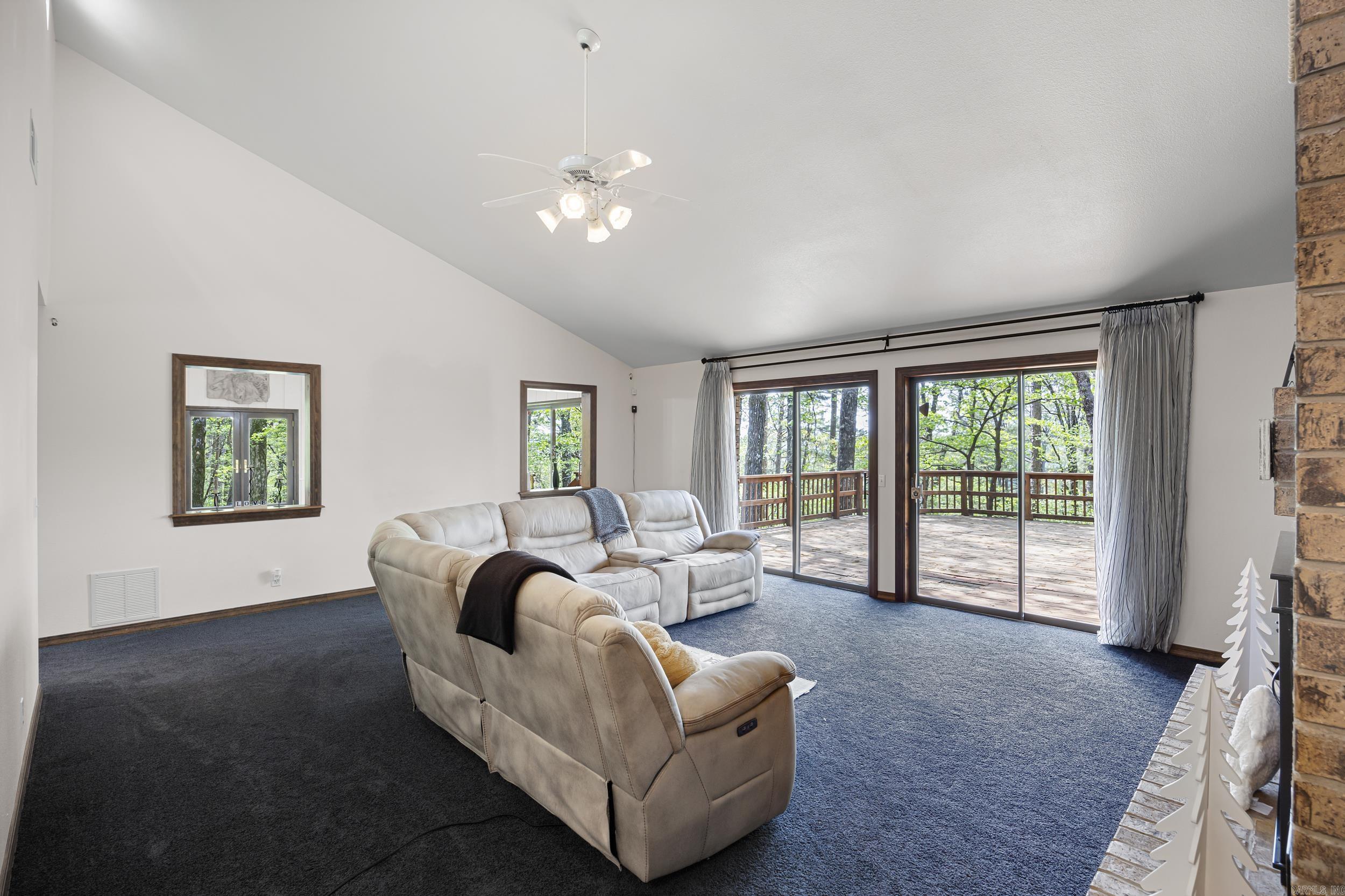 907  Smoke Tree  Dover, AR
