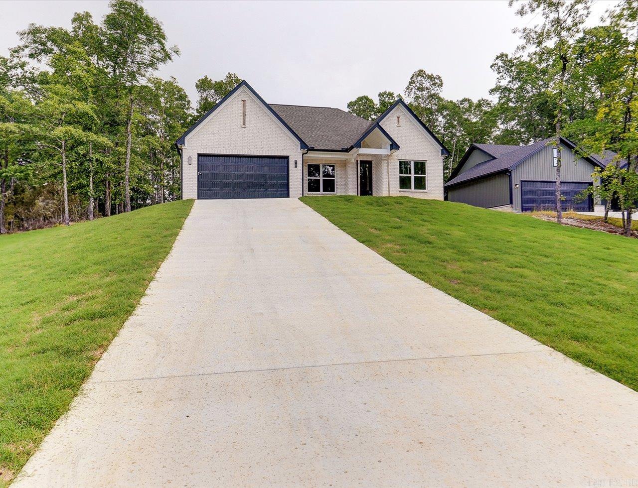 212 Diamondhead Drive Hot Springs, AR 71913