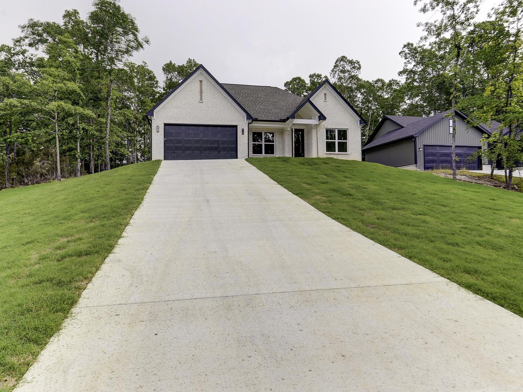 212 Diamondhead  Hot Springs, AR
