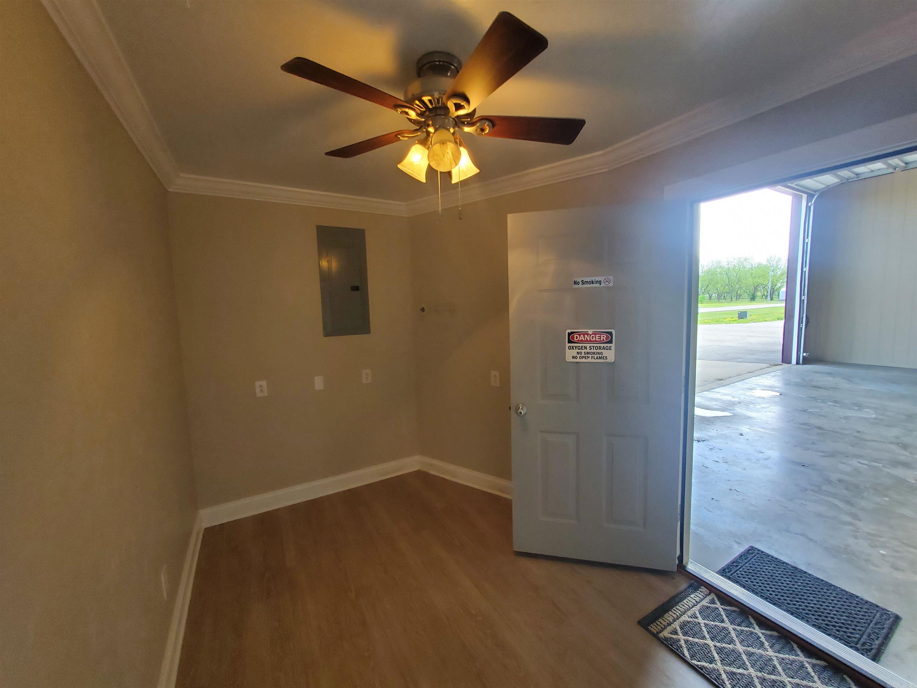1311 E Main  Piggott, AR
