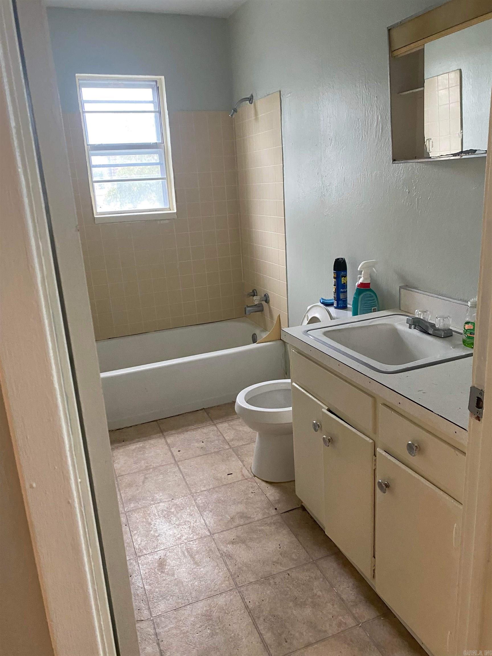 612-614  Oakcliff  Hot Springs, AR