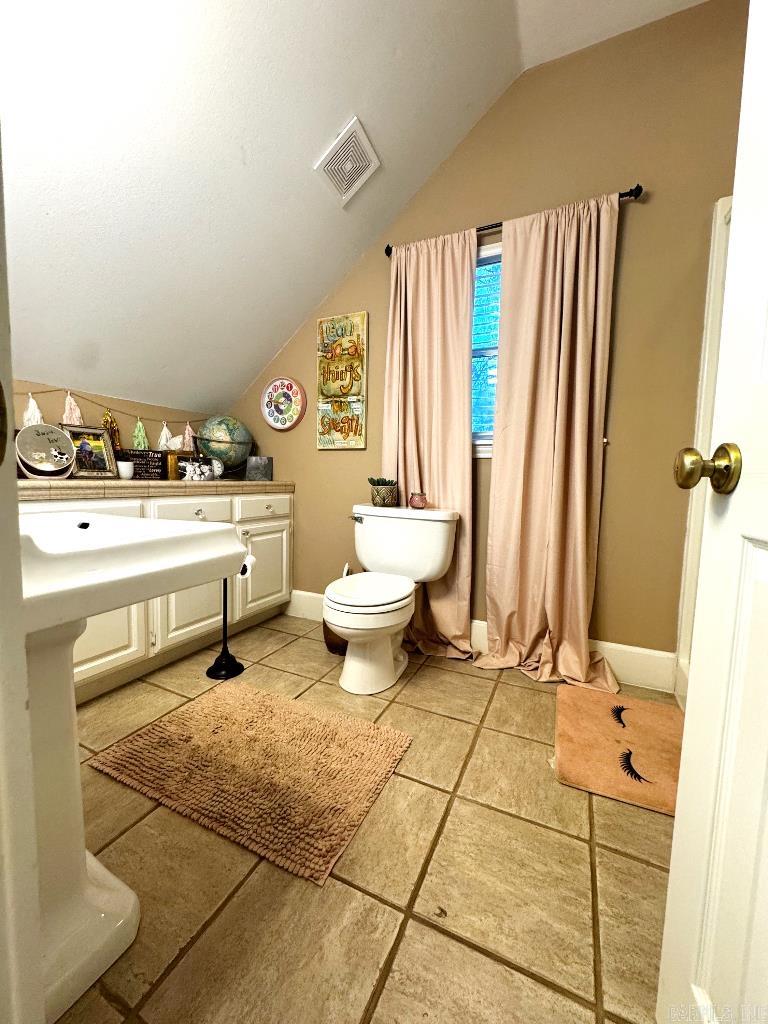 1685  Cook  Texarkana, AR