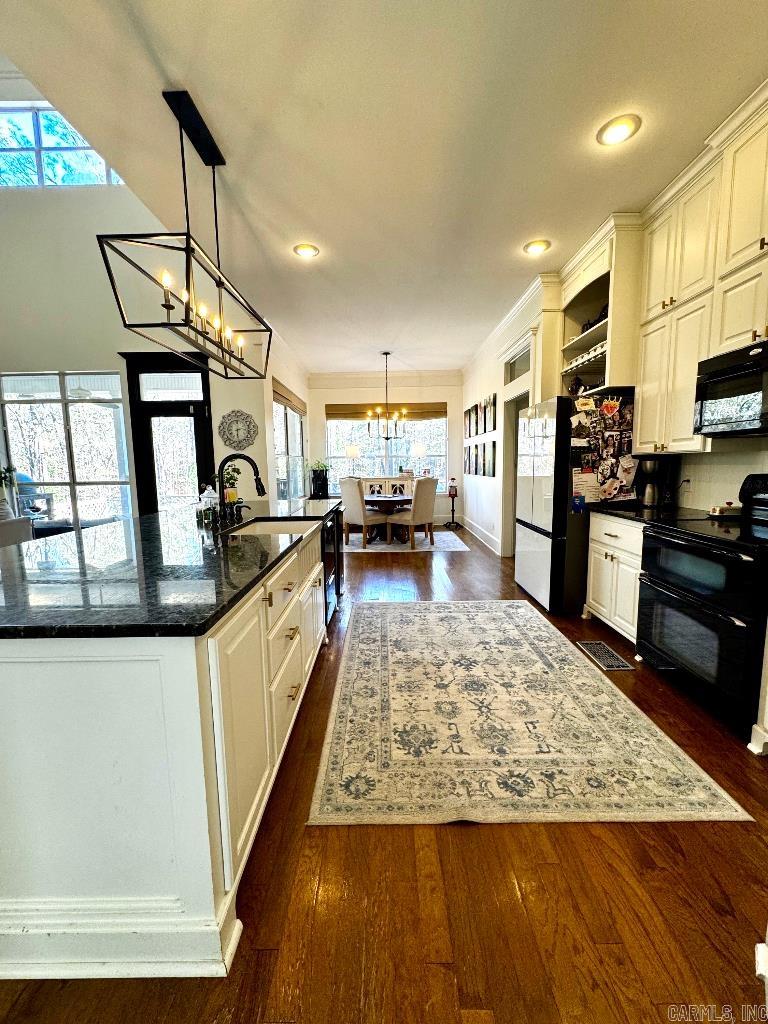 1685  Cook  Texarkana, AR